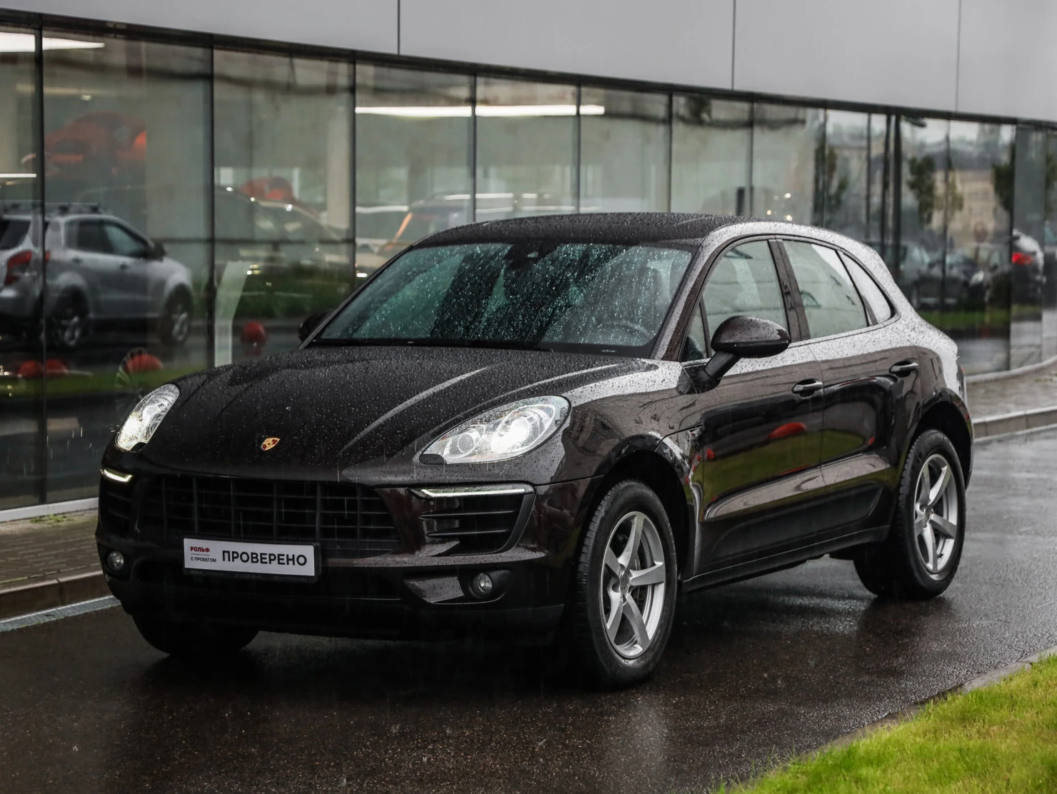 Porsche Macan, 2018