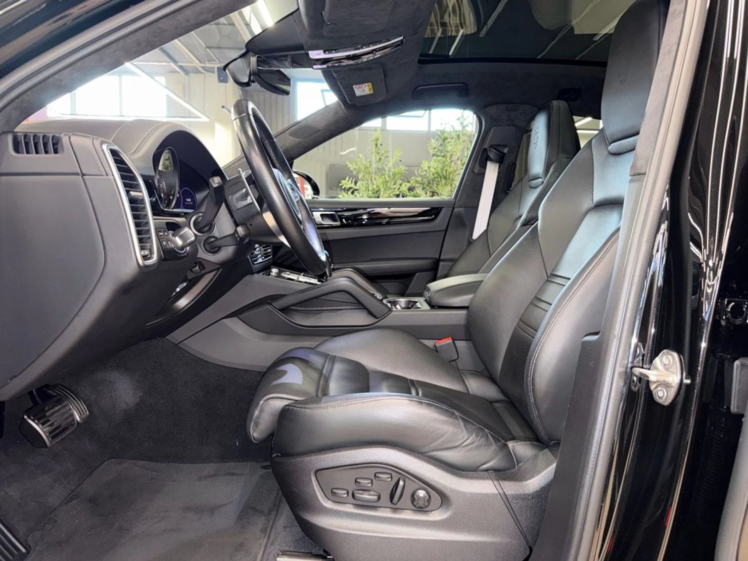 Porsche Cayenne, 2022