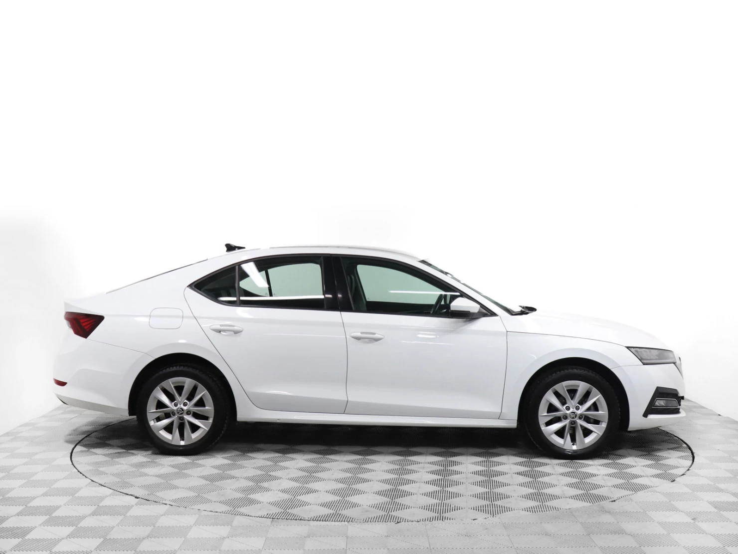 ŠKODA OCTAVIA, 2020