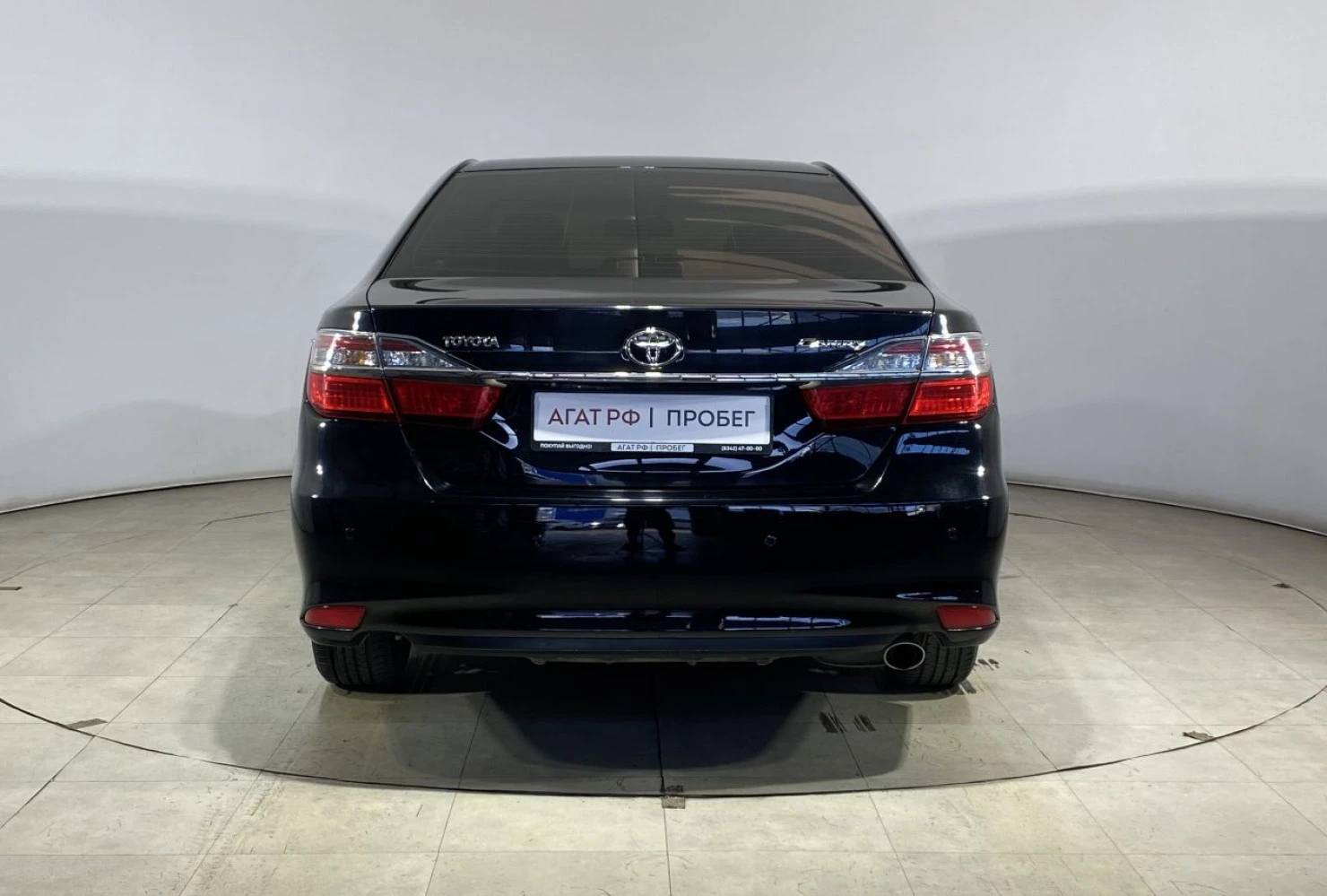Toyota Camry, 2016