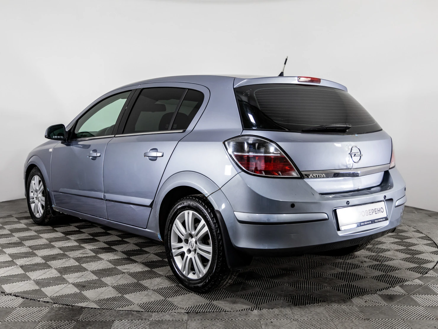 Opel Astra, 2010