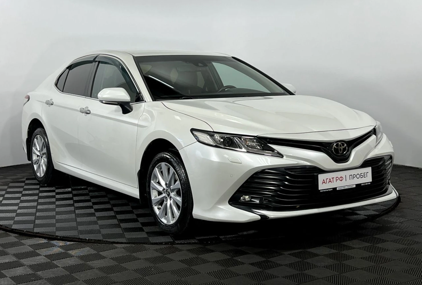 Toyota Camry, 2019