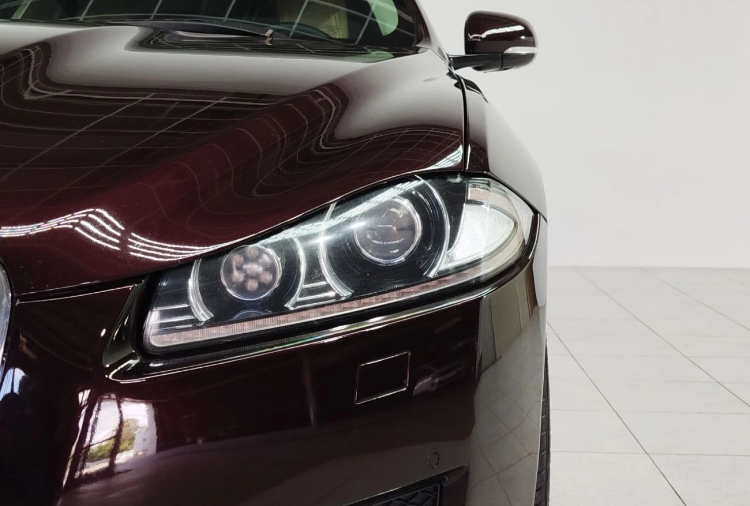 Jaguar XF, 2013