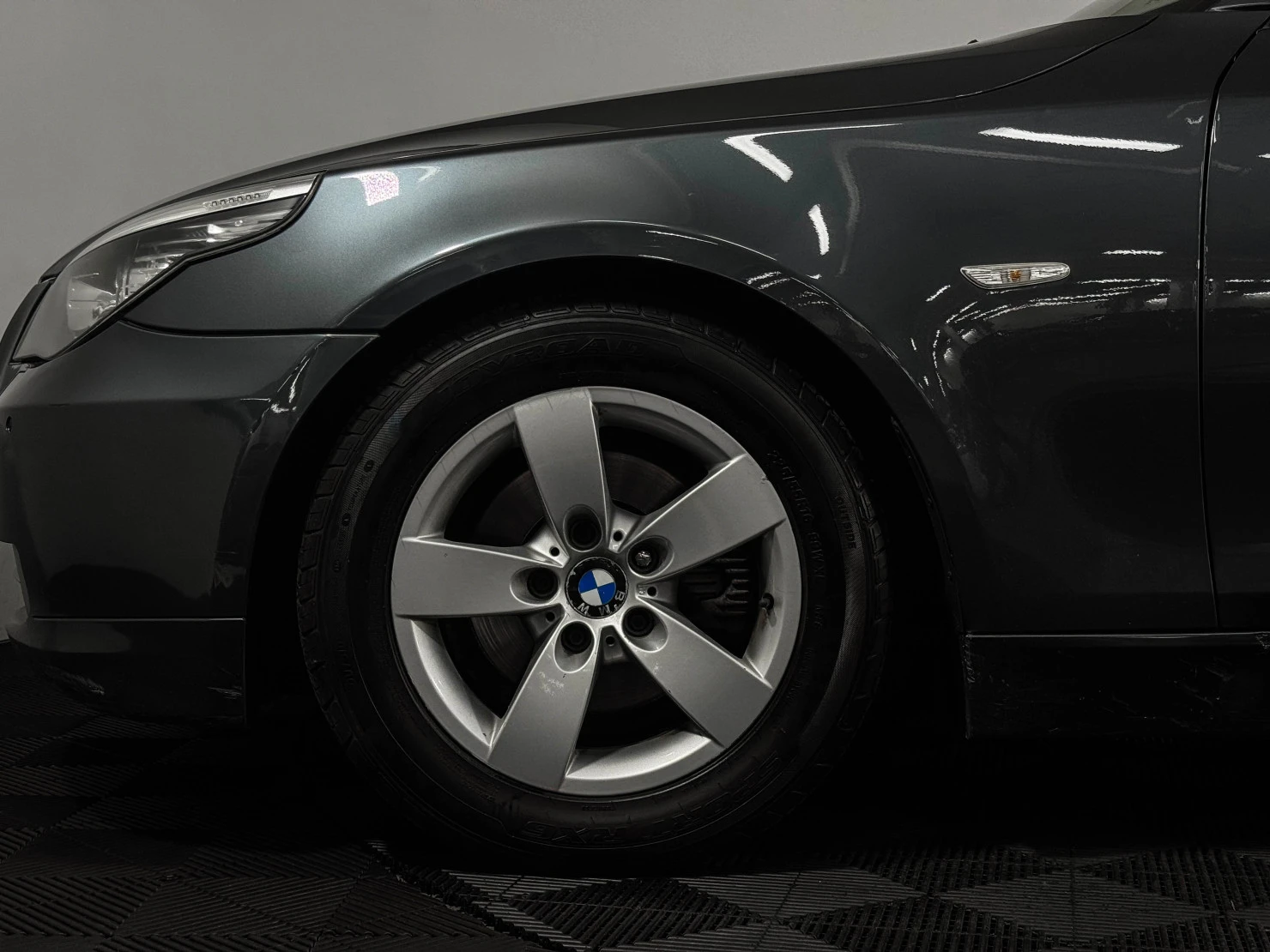 BMW 5 серии, 2009