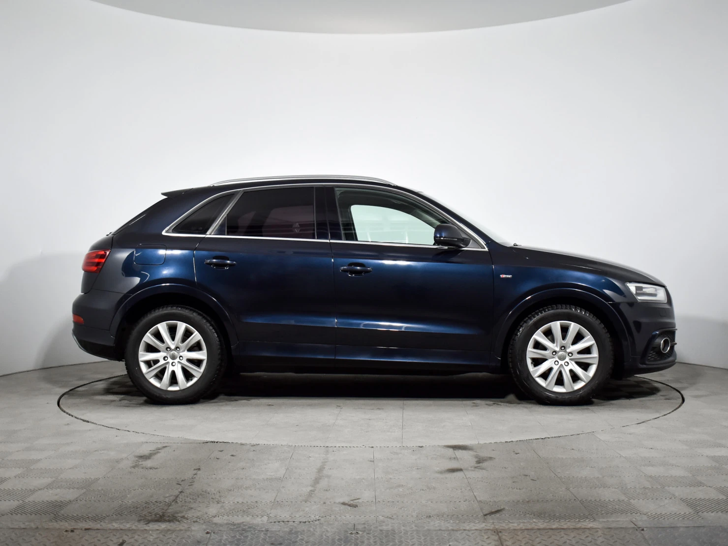 Audi Q3, 2013