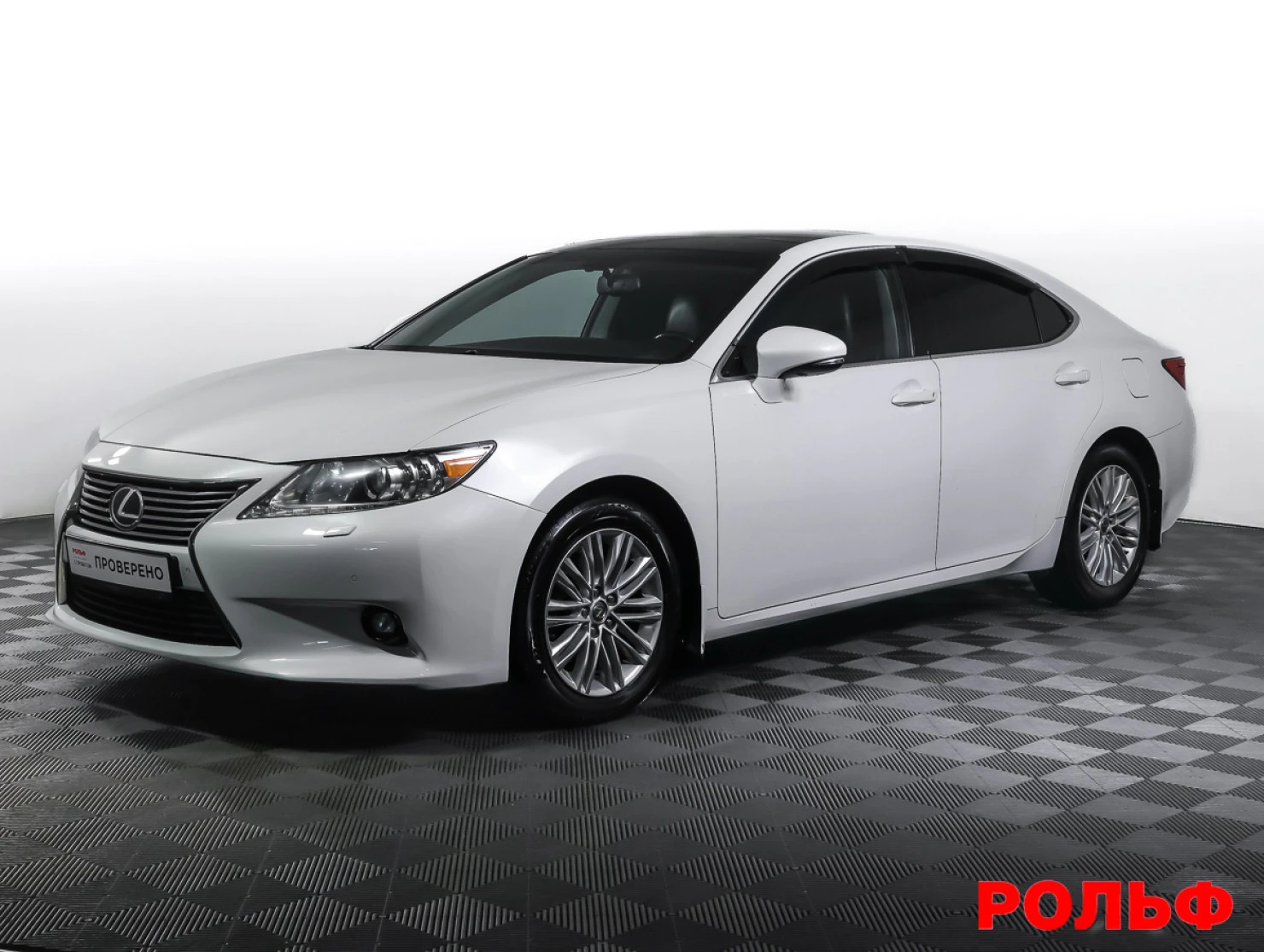 Lexus ES, 2015