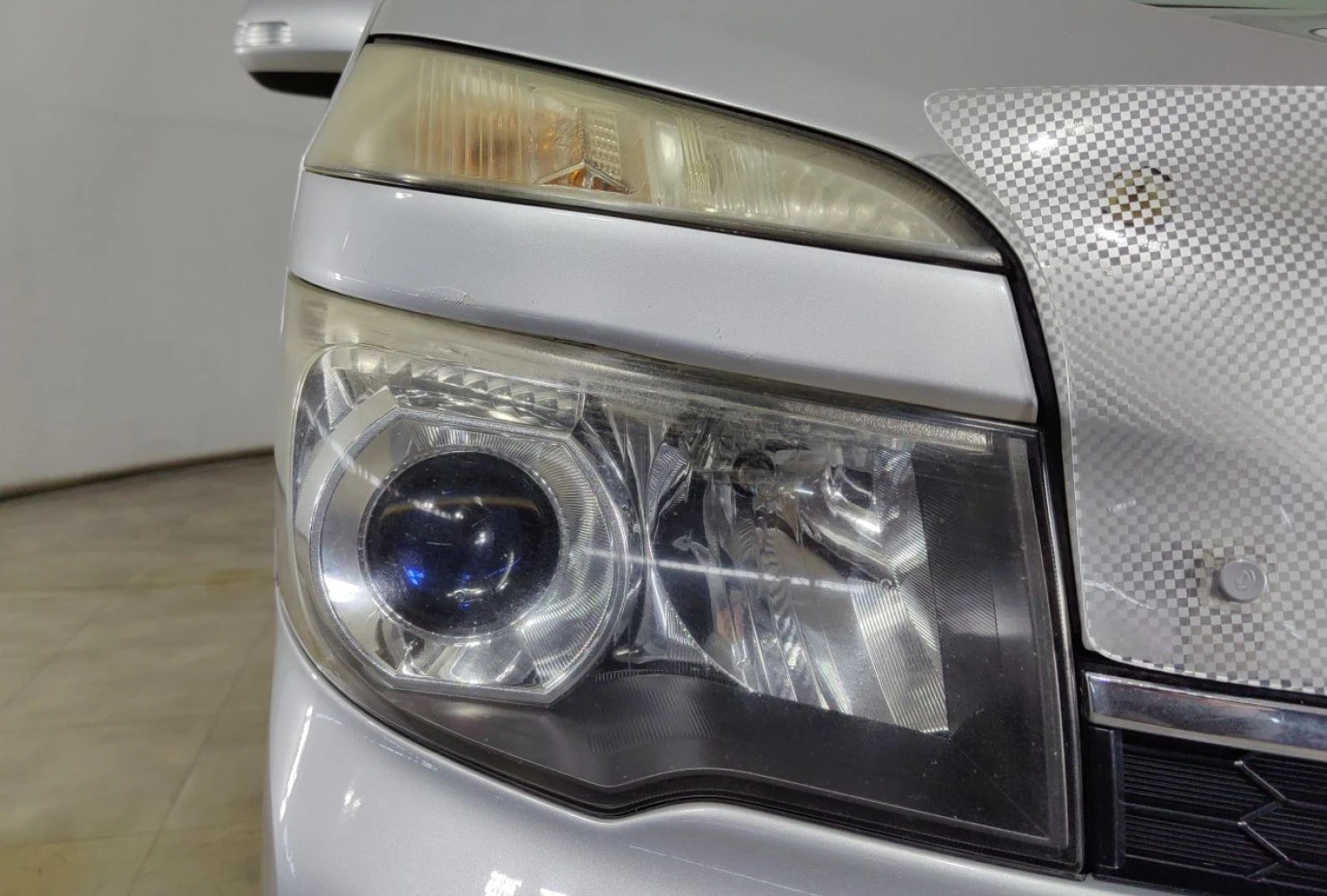 Toyota Voxy, 2012