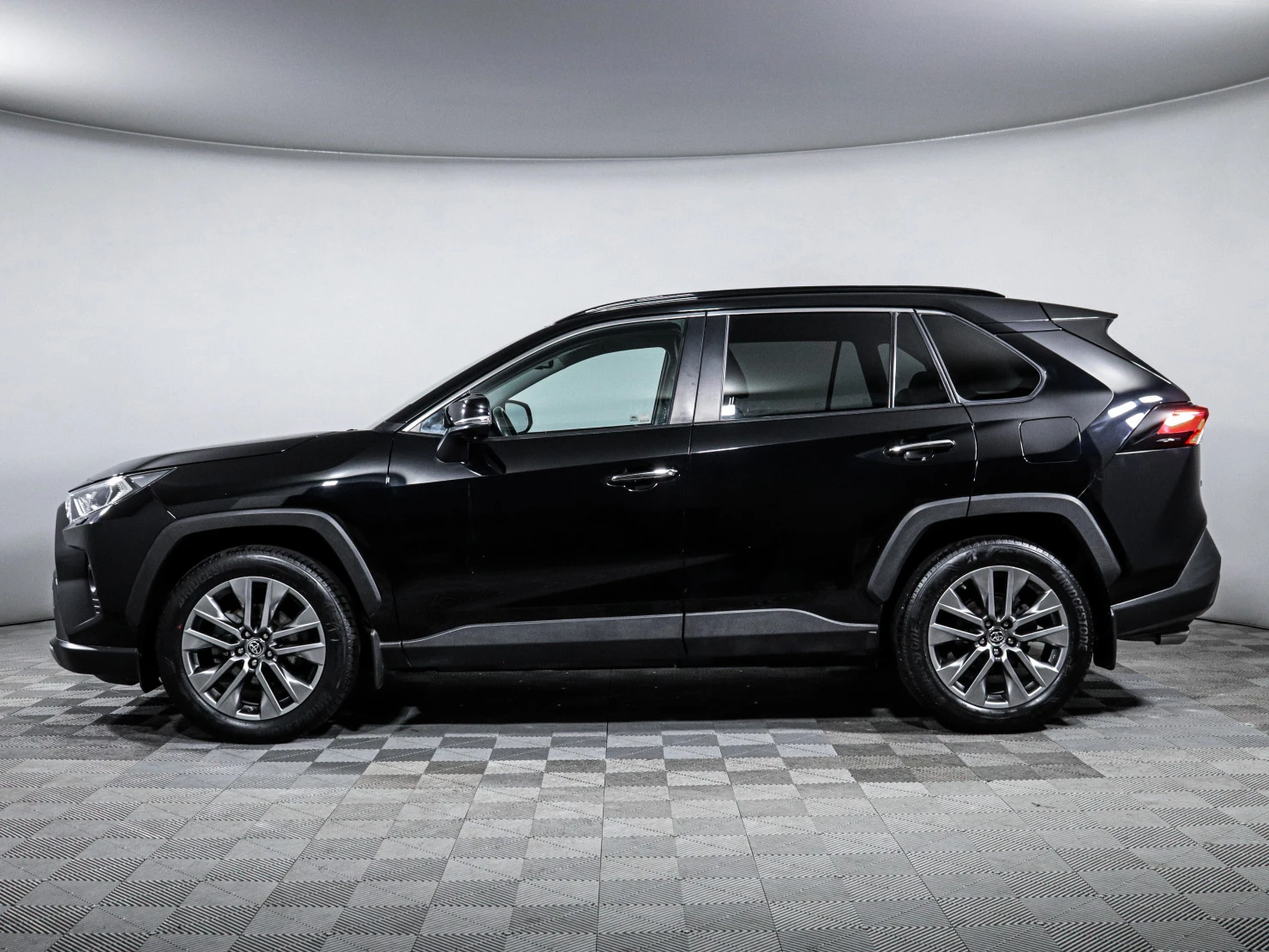 Toyota RAV4, 2020