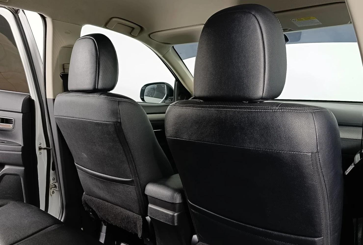 Mitsubishi OUTLANDER, 2013