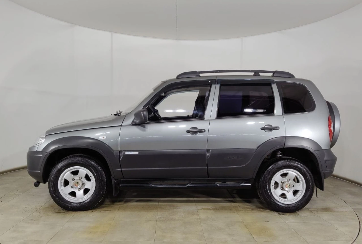 Chevrolet Niva, 2013