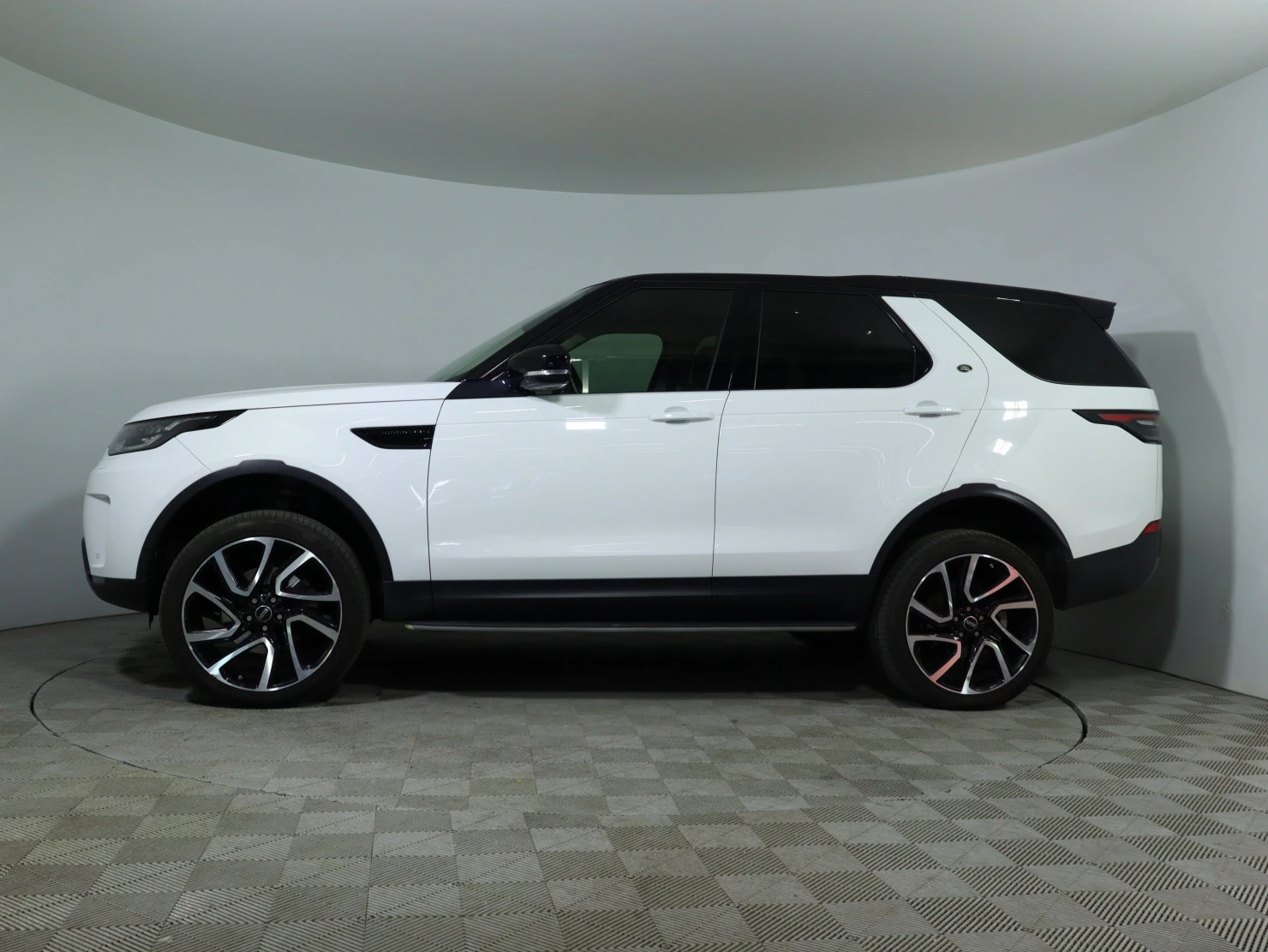 Land Rover Discovery, 2019