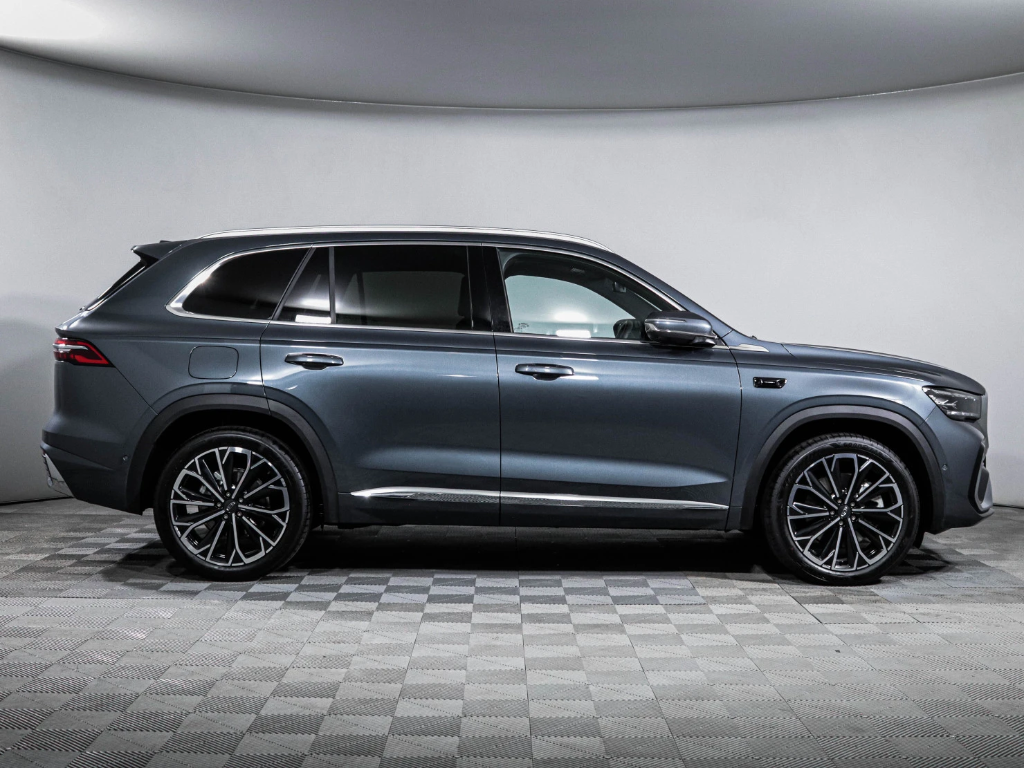 Geely Monjaro, 2025