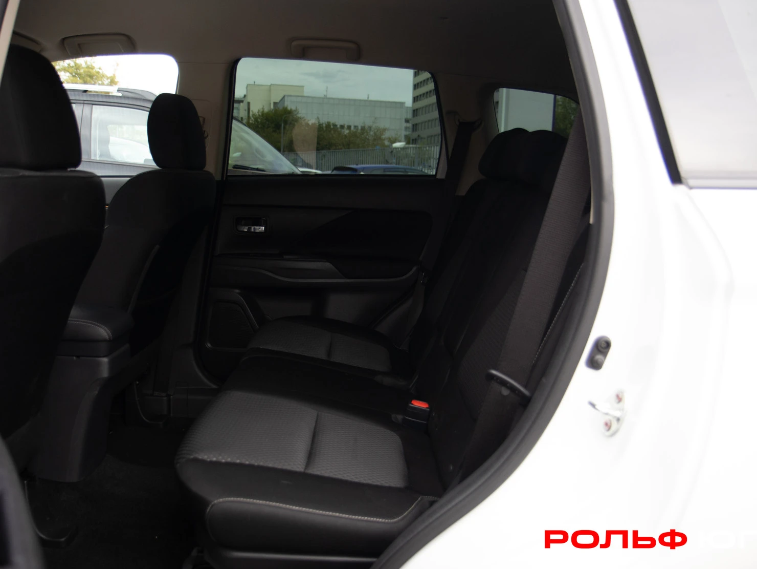 Mitsubishi OUTLANDER, 2022