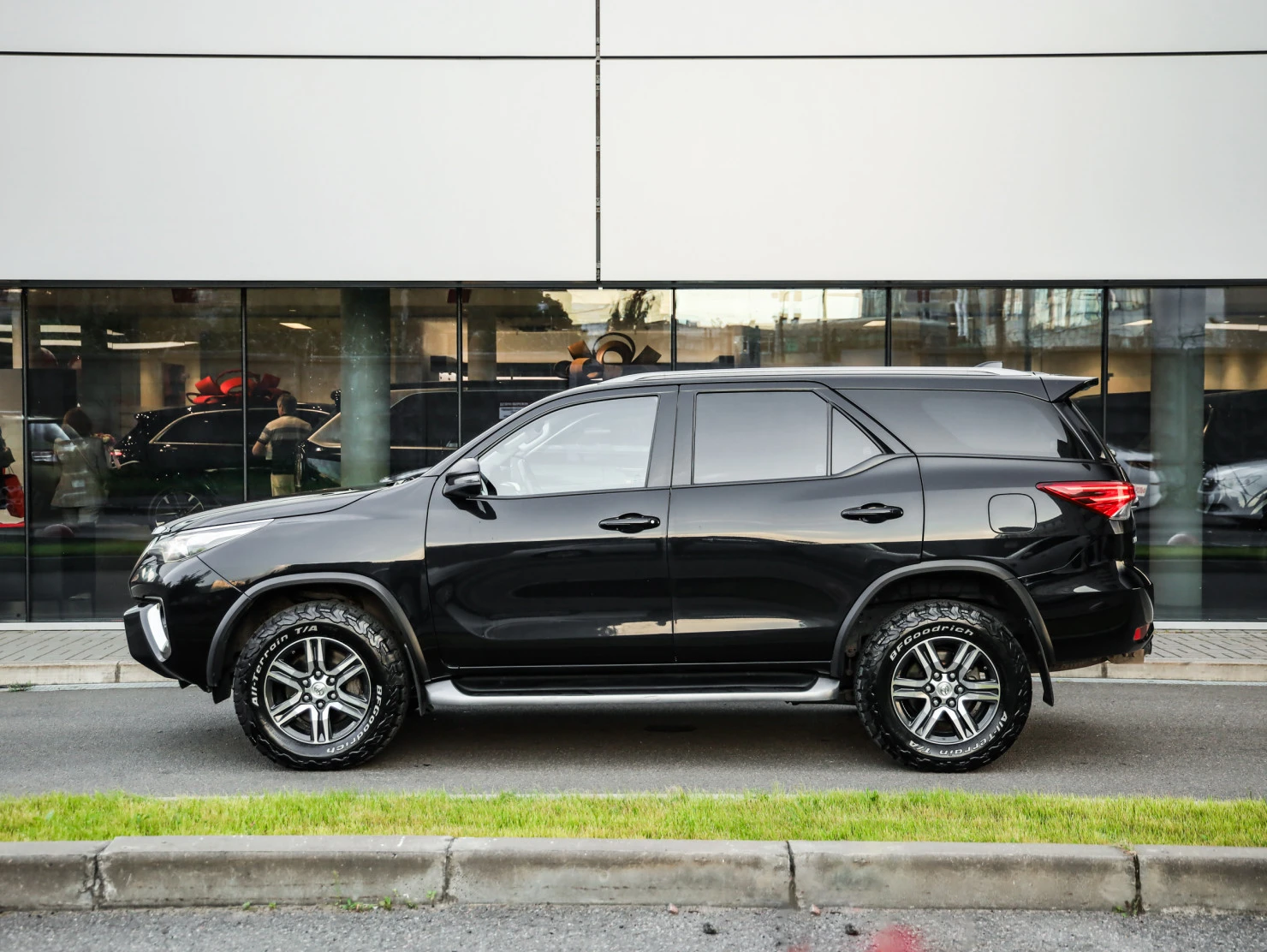 Toyota Fortuner, 2019