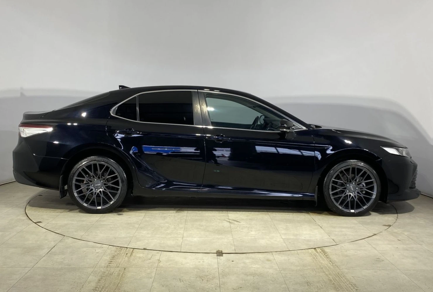 Toyota Camry, 2019
