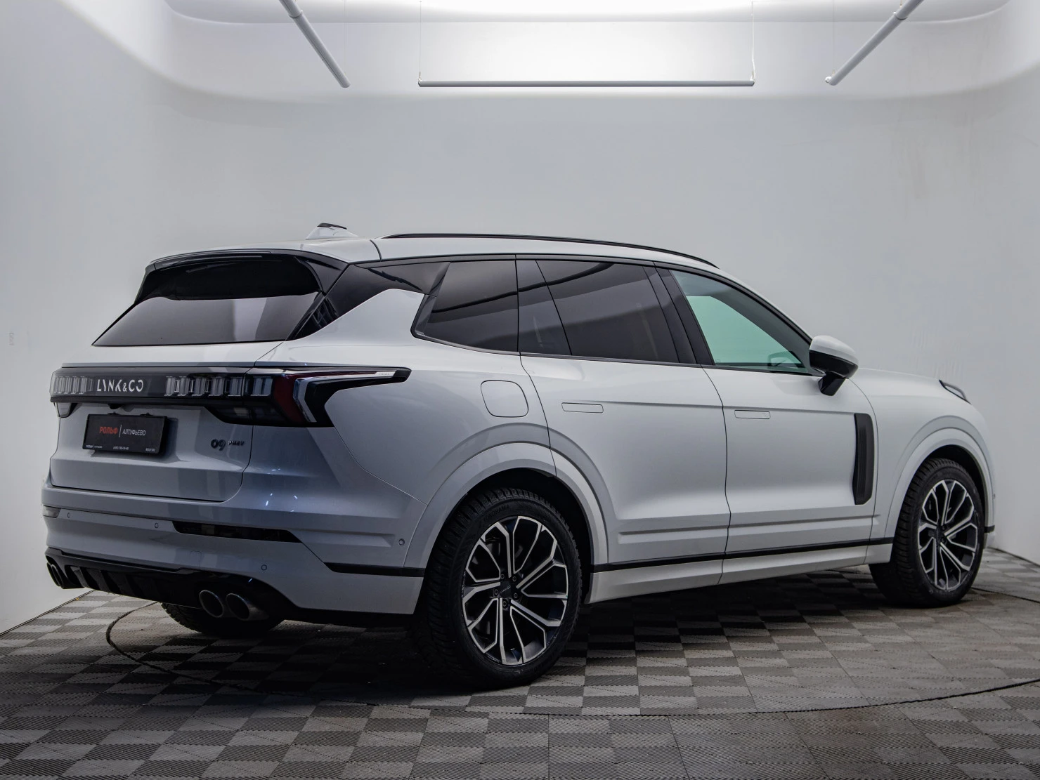 Lynk & Co 09, 2022