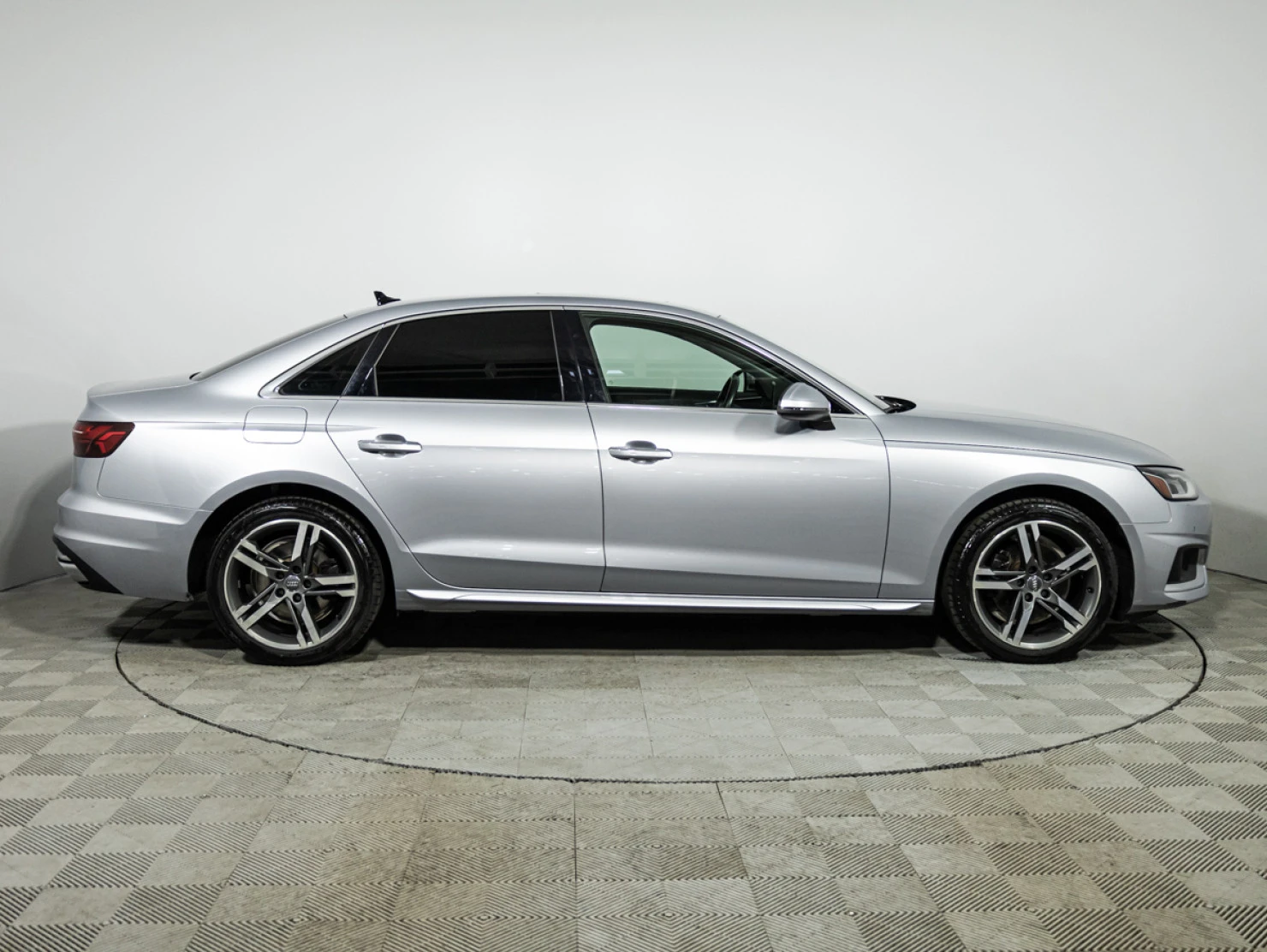 Audi A4, 2020