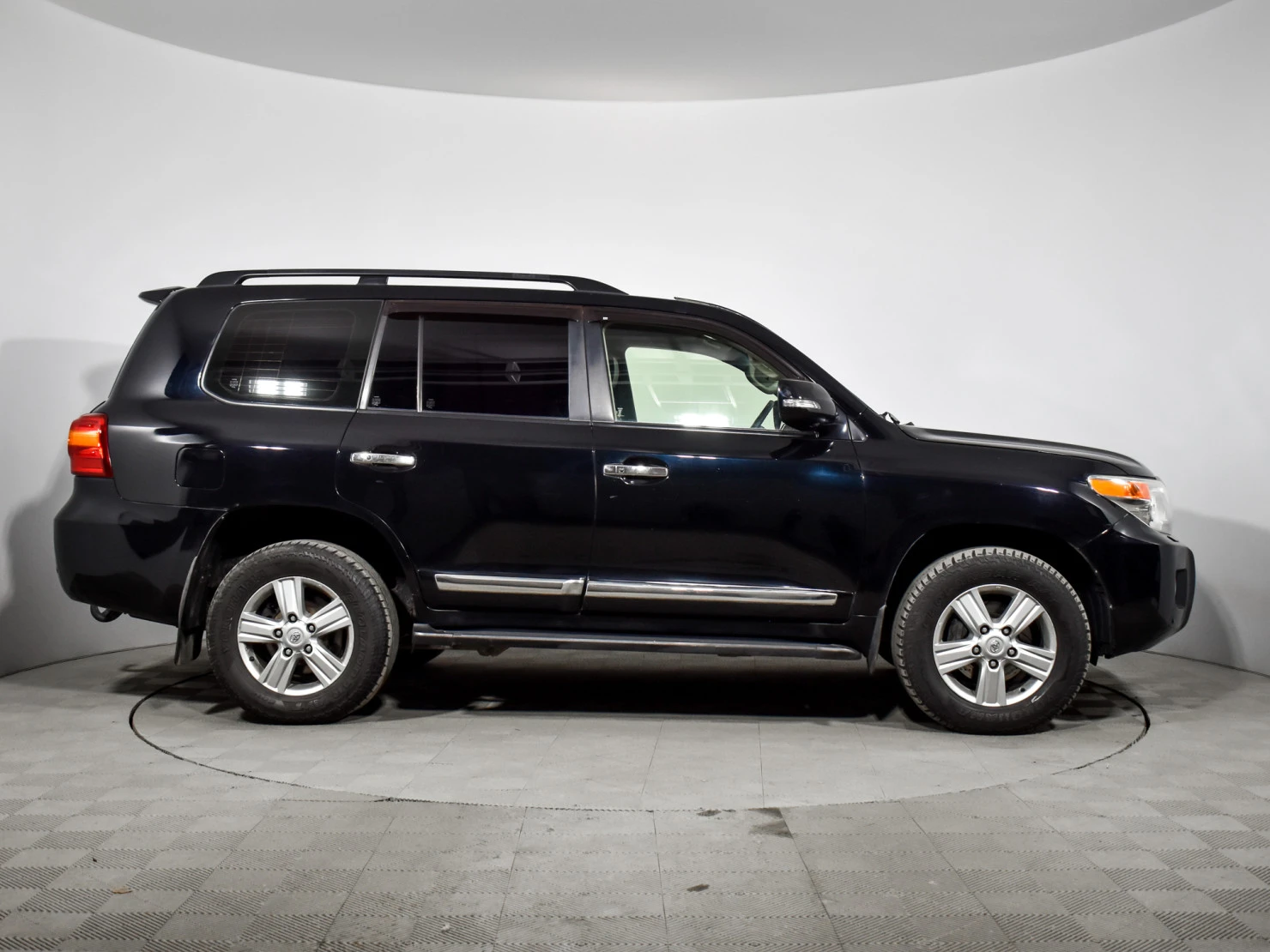 Toyota Land Cruiser, 2012
