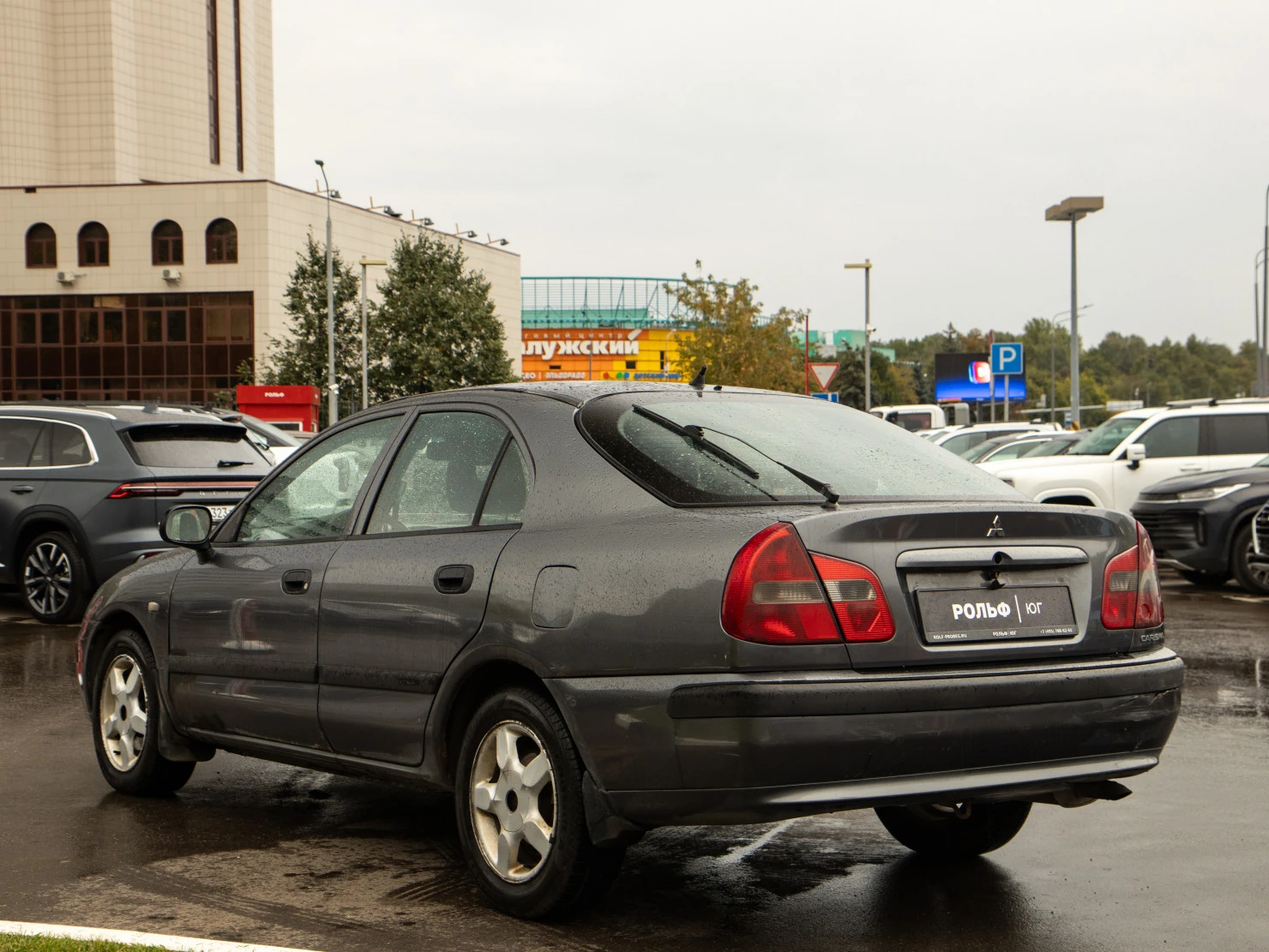 Mitsubishi Carisma, 2002