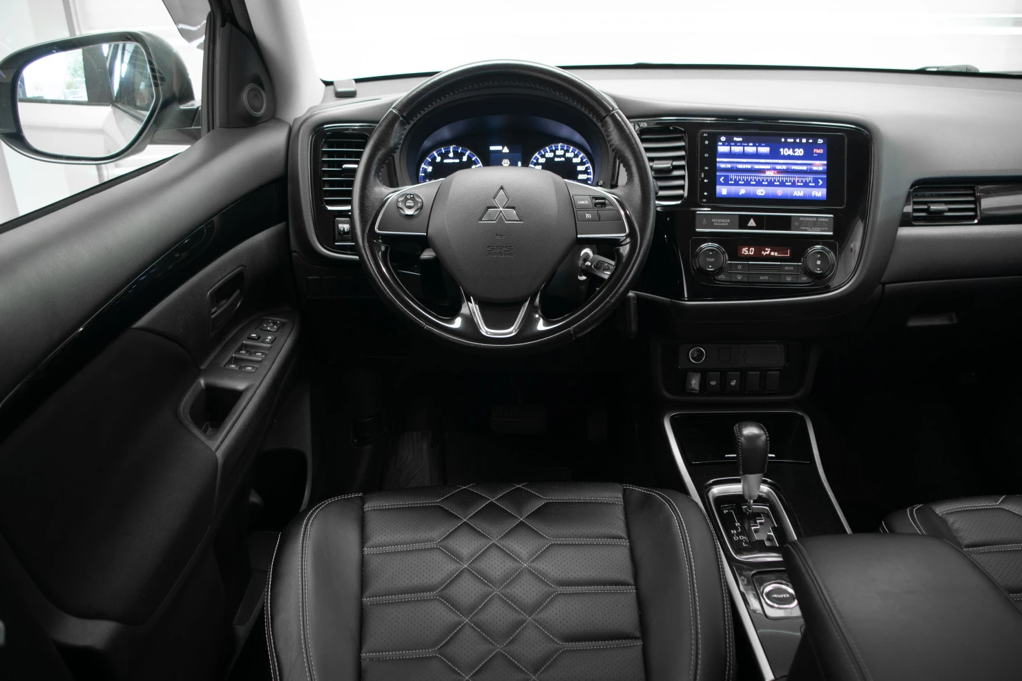 Mitsubishi OUTLANDER, 2018