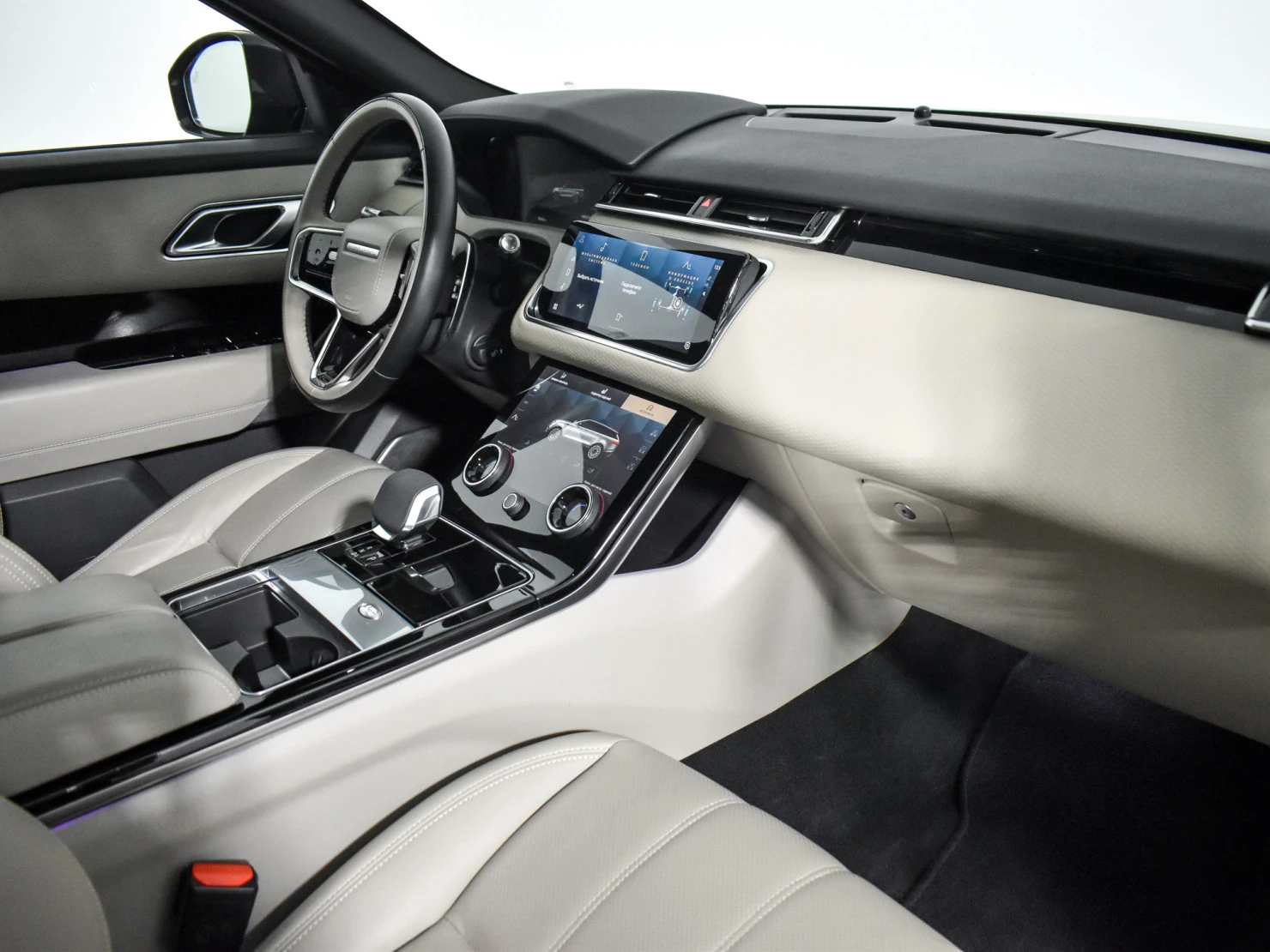 Land Rover Range Rover Velar, 2021