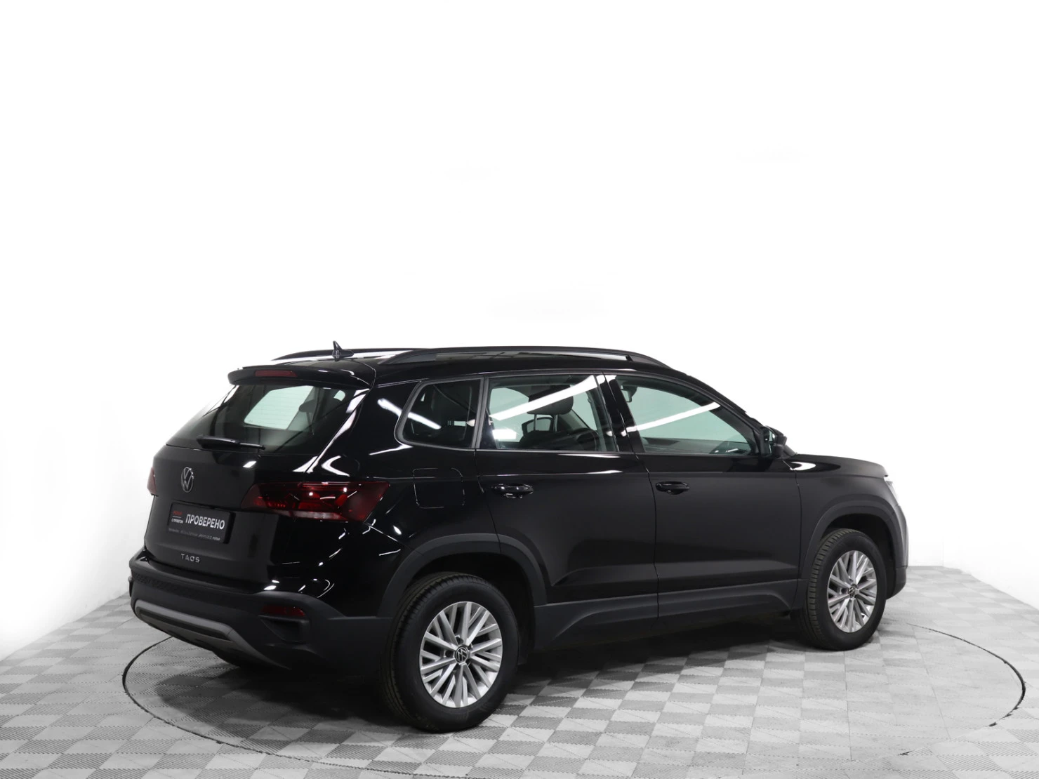 Volkswagen Taos, 2022