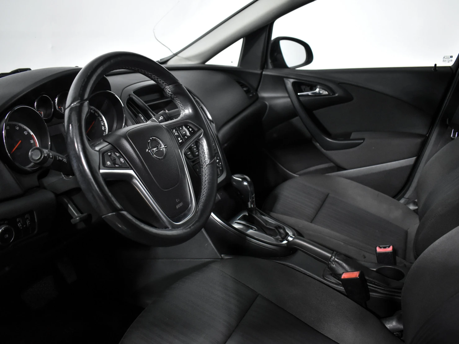 Opel Astra, 2012