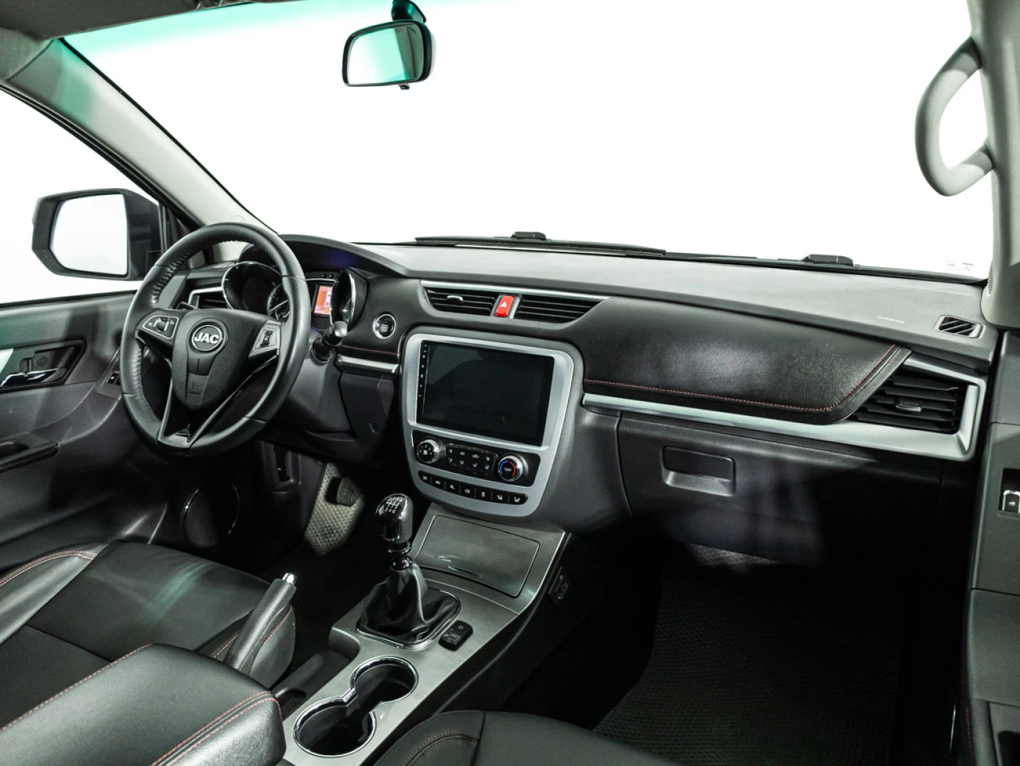 JAC T8, 2023