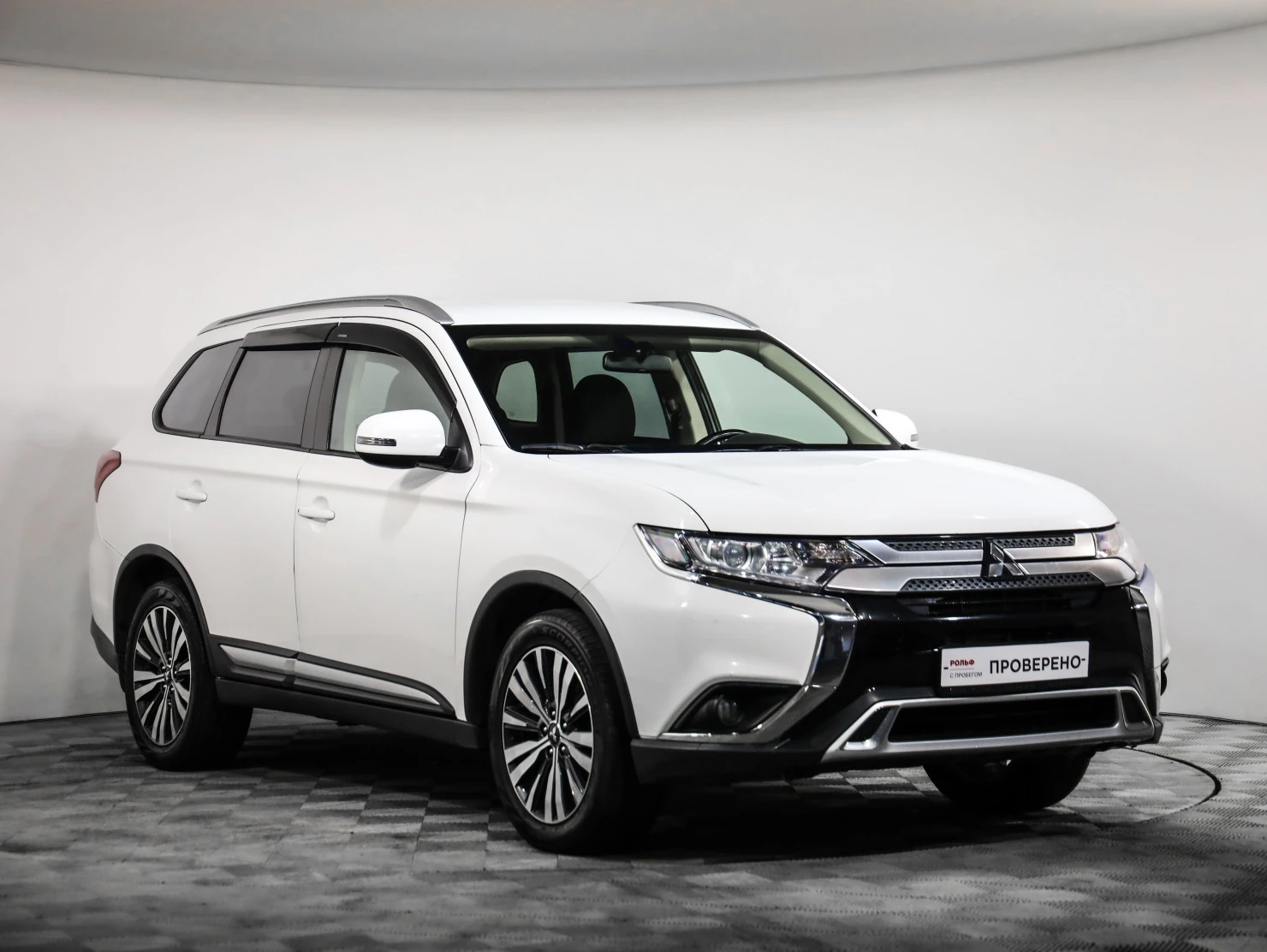 Mitsubishi OUTLANDER, 2019