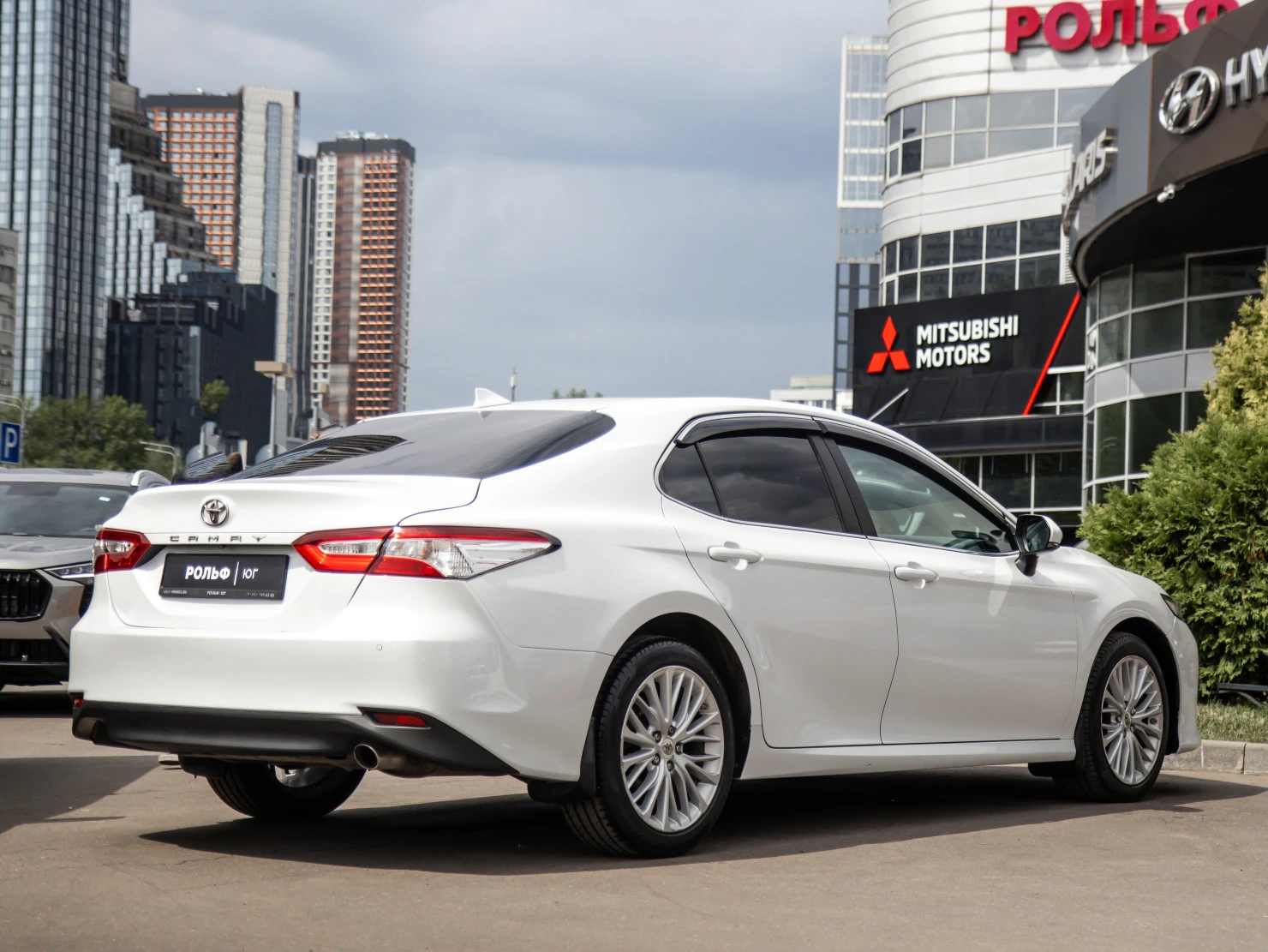 Toyota Camry, 2019