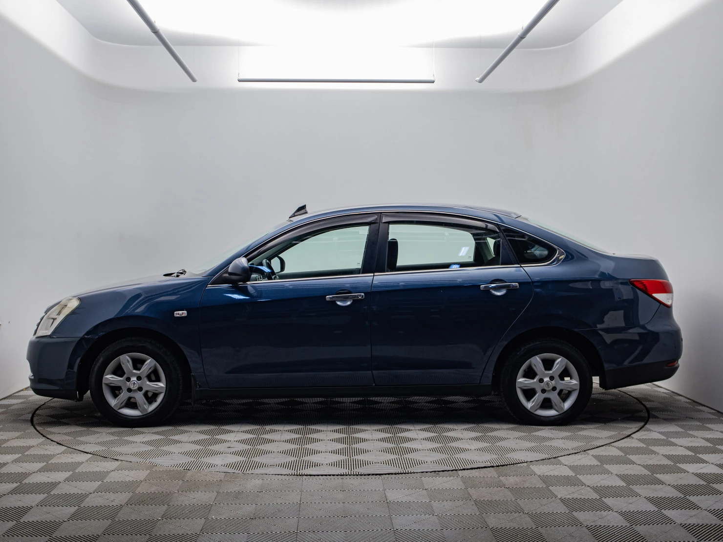 Nissan Almera, 2013