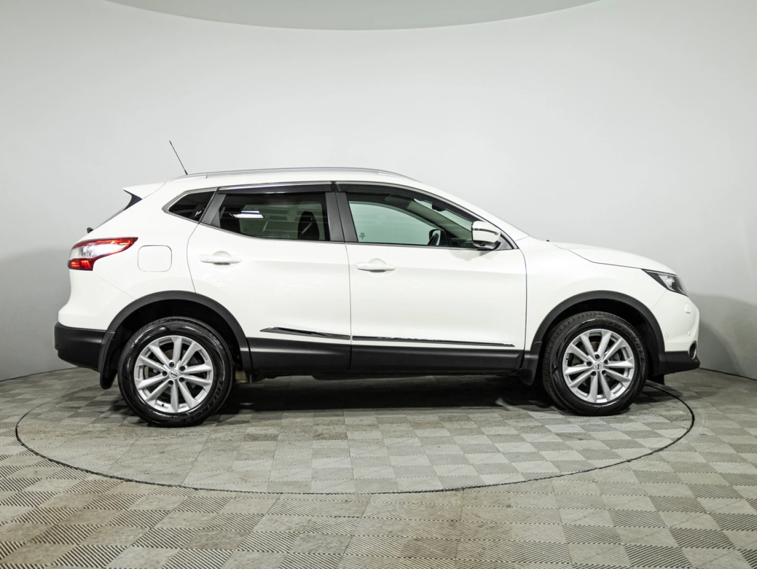 Nissan Qashqai, 2015