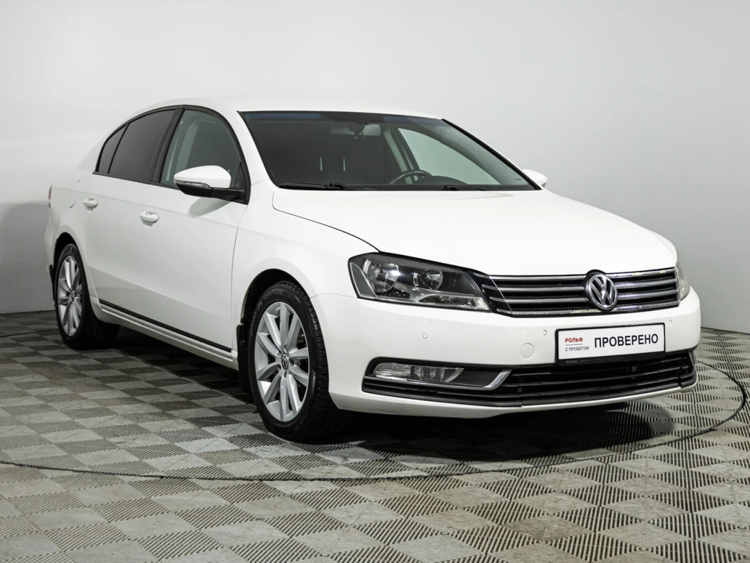 Volkswagen Passat, 2011