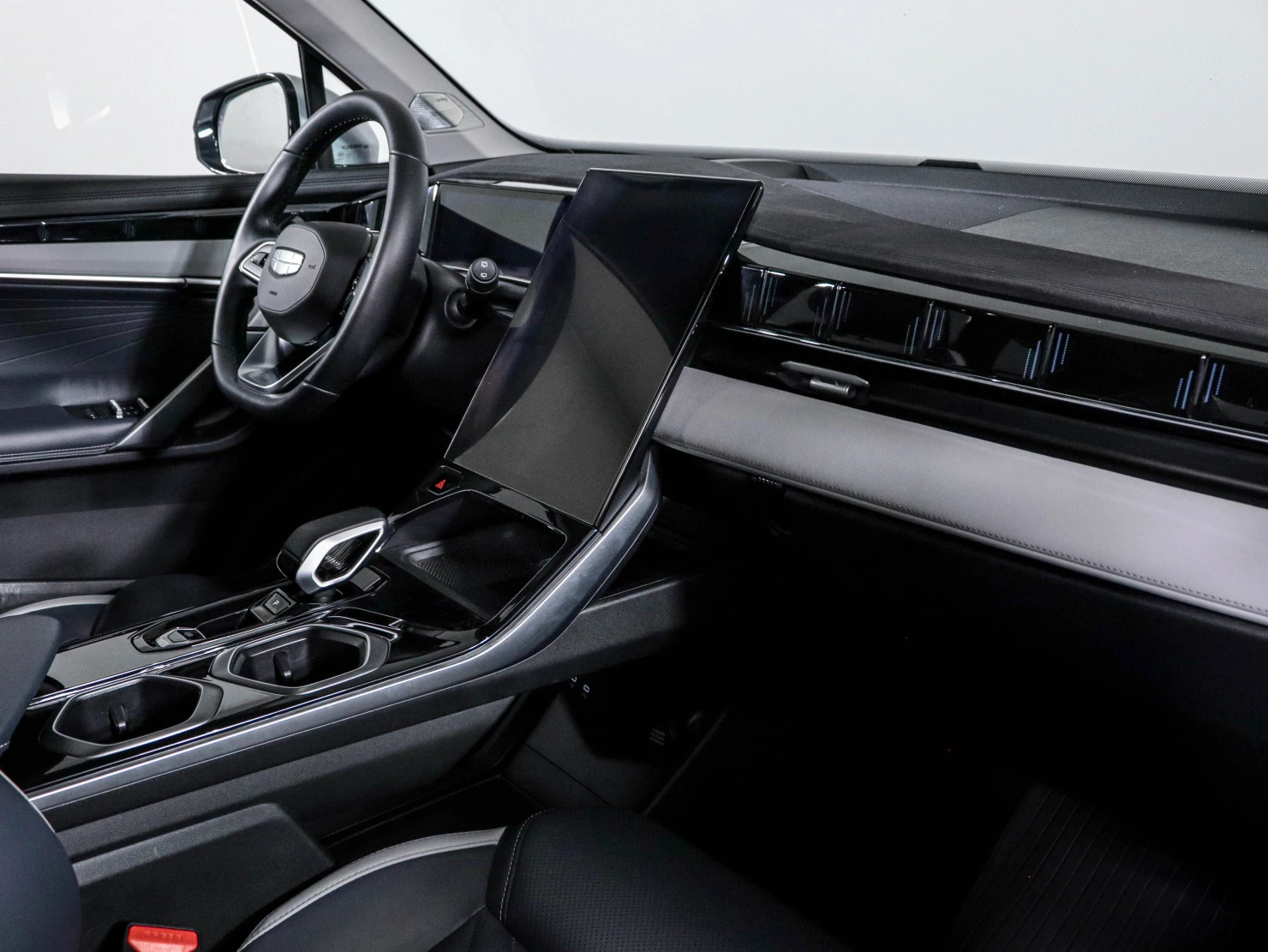 Geely Atlas, 2023