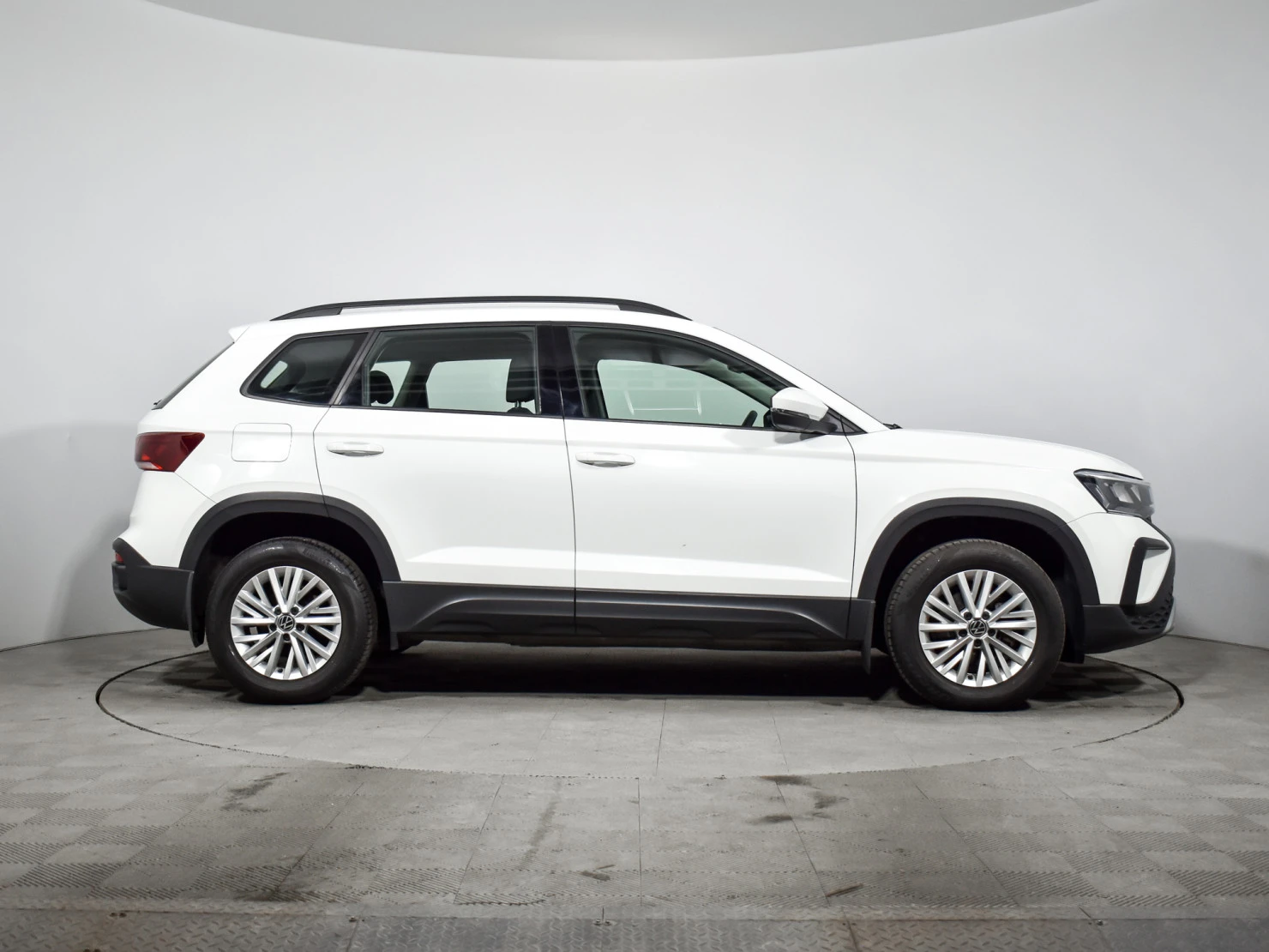Volkswagen Taos, 2021