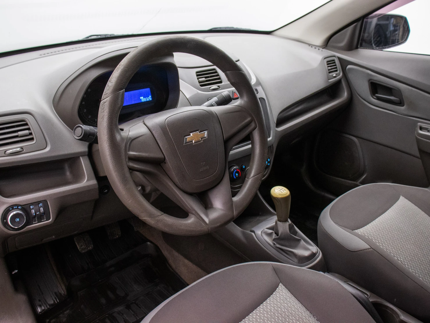 Chevrolet Cobalt, 2013