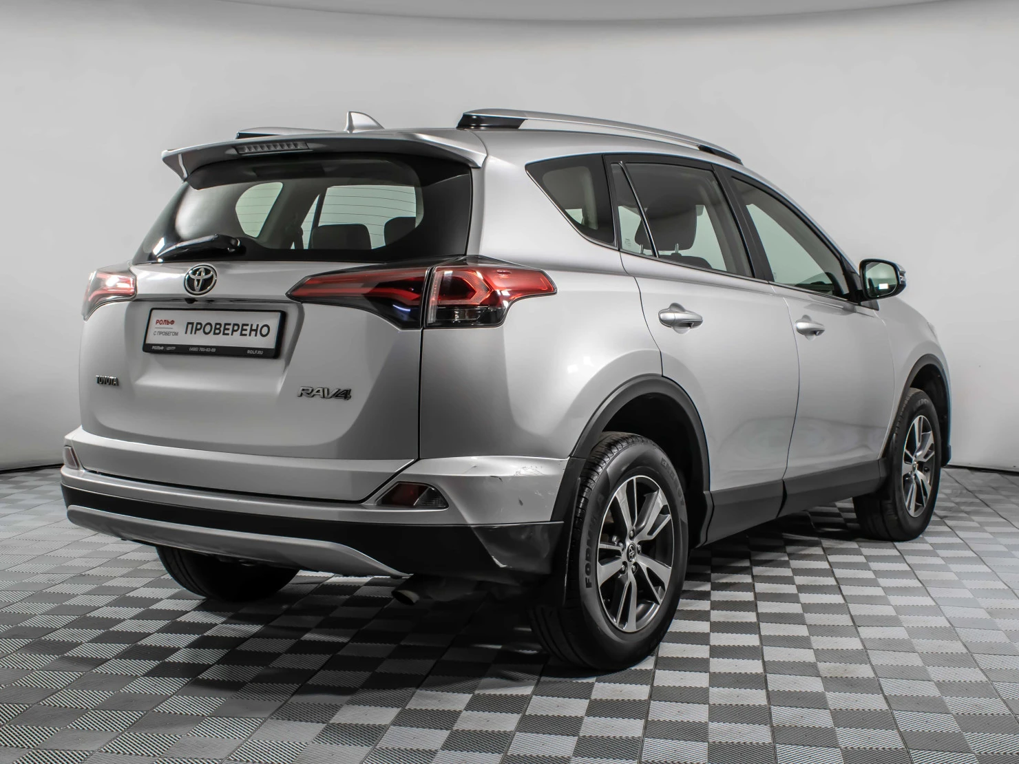 Toyota RAV4, 2017