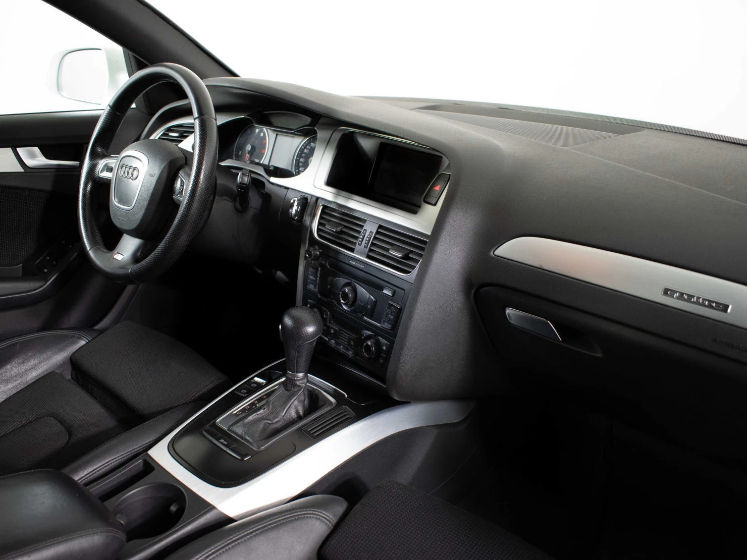Audi A4, 2011
