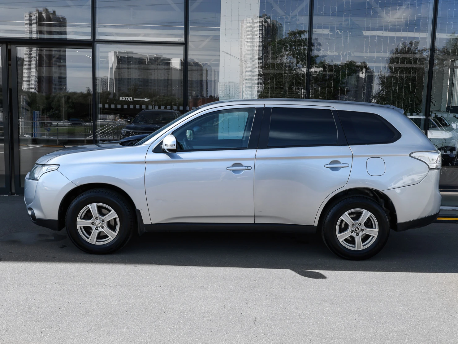 Mitsubishi OUTLANDER, 2013