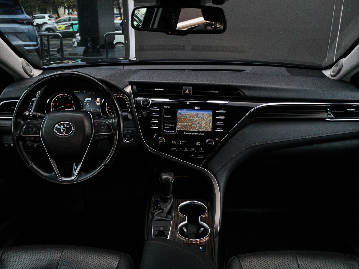 Toyota Camry, 2019