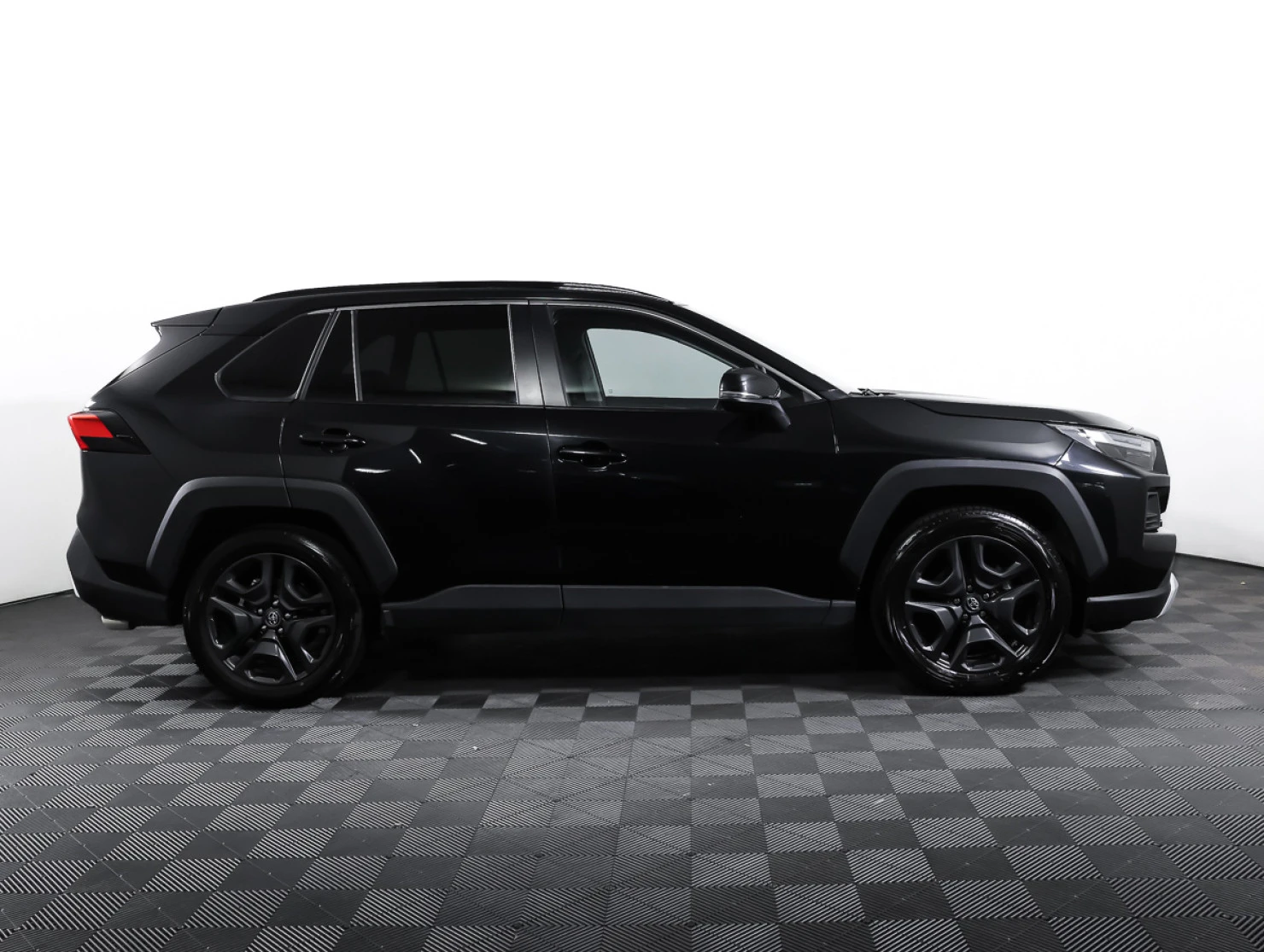 Toyota RAV4, 2023