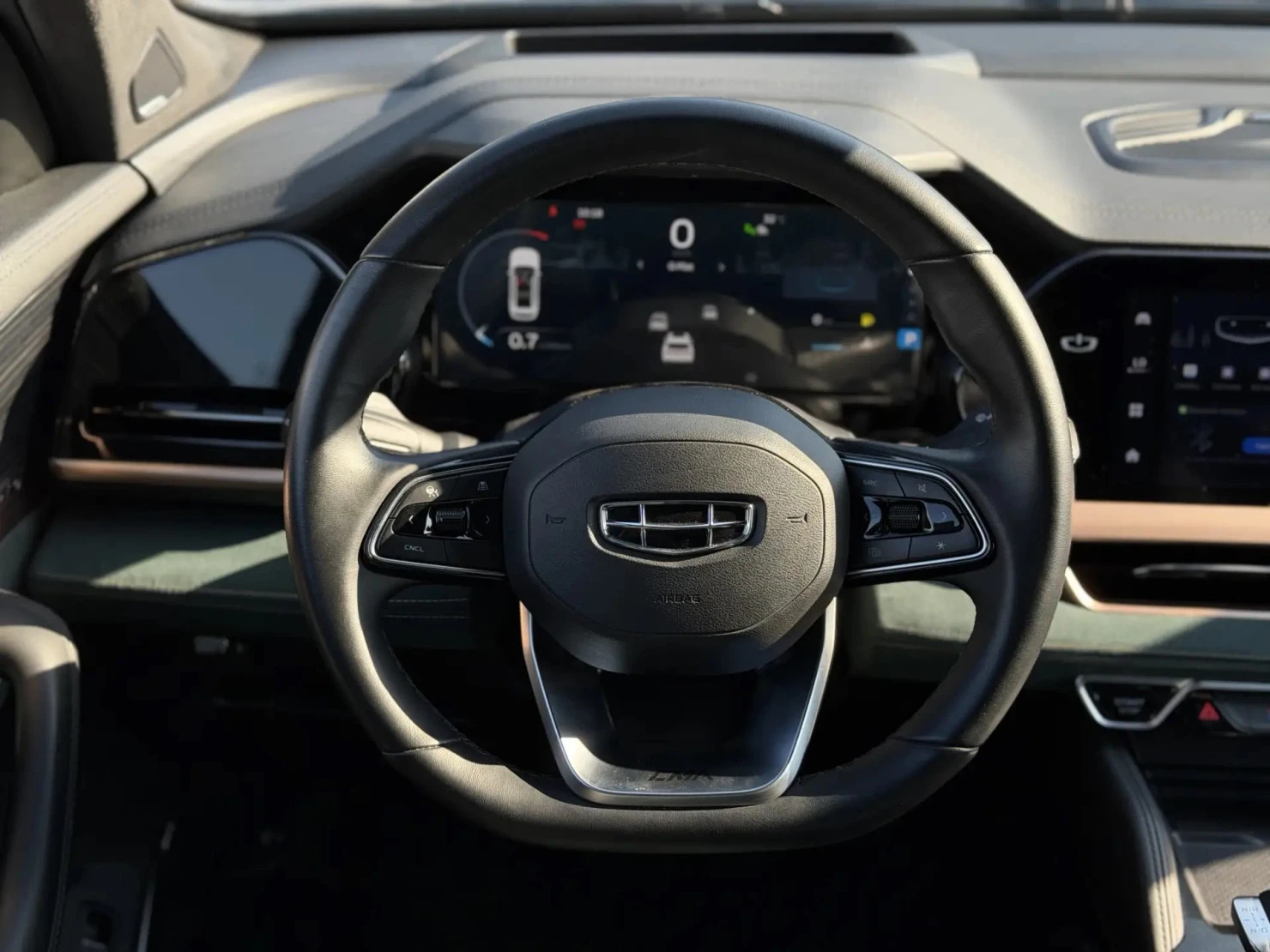 Geely Monjaro, 2023