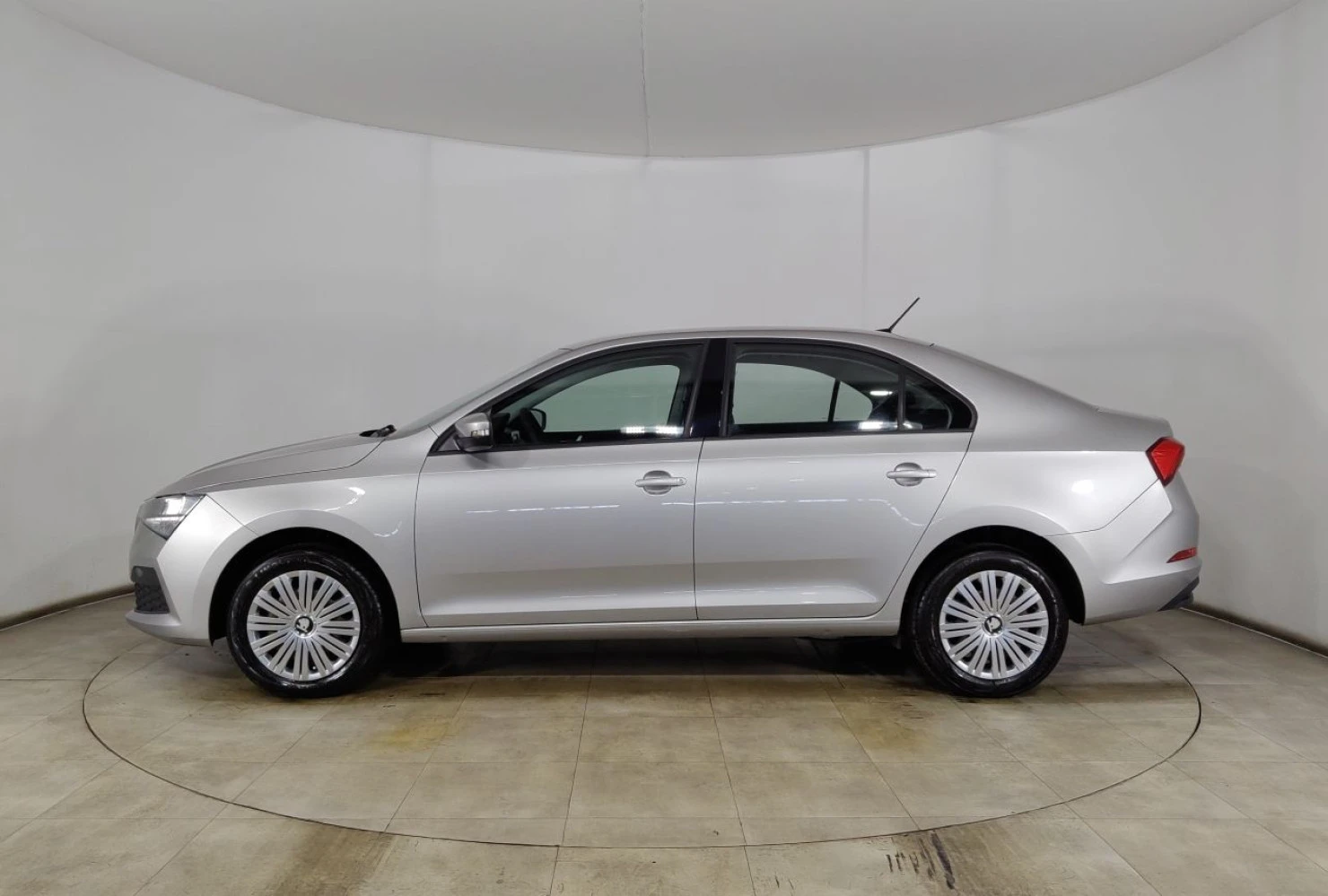 ŠKODA RAPID, 2021