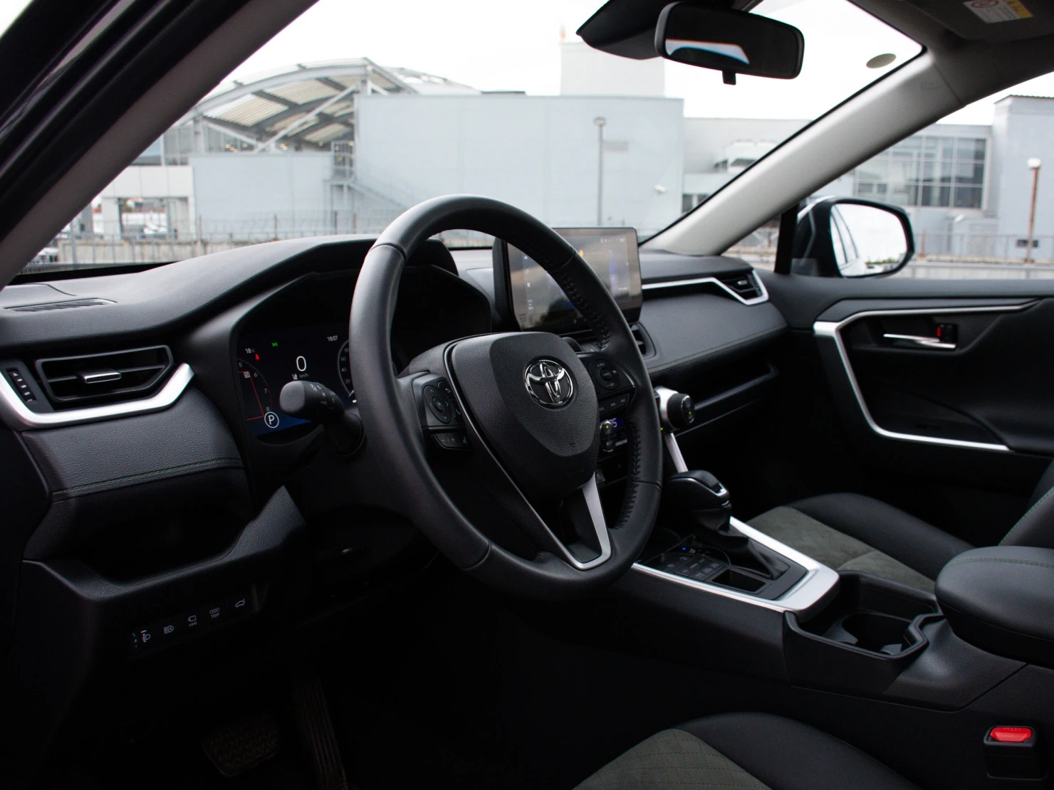 Toyota RAV4, 2025