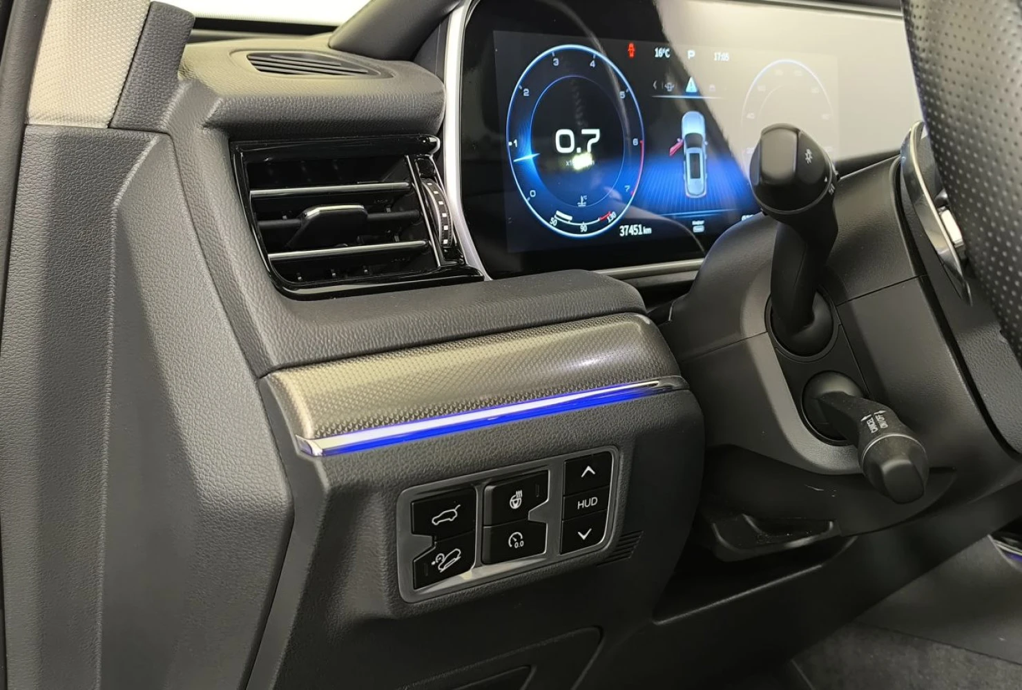 Hongqi HS5, 2024