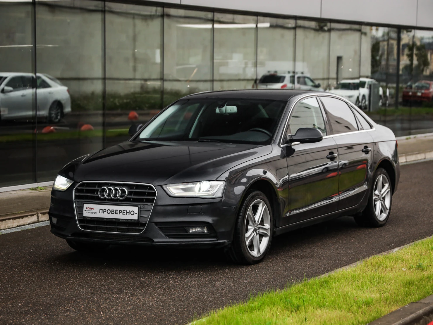 Audi A4, 2013