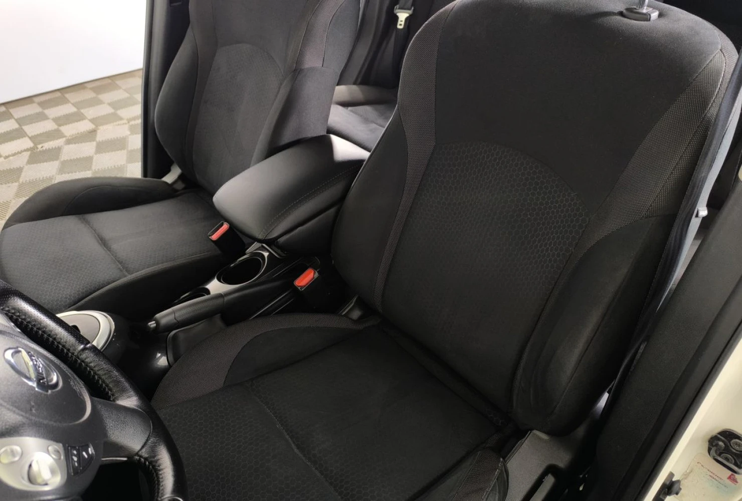 Nissan Juke, 2013