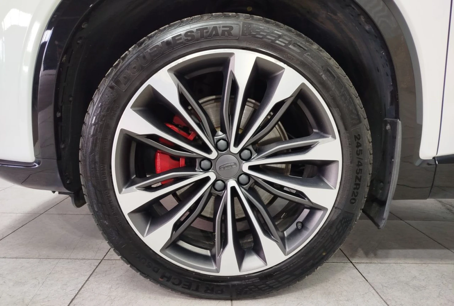 Geely Tugella, 2023