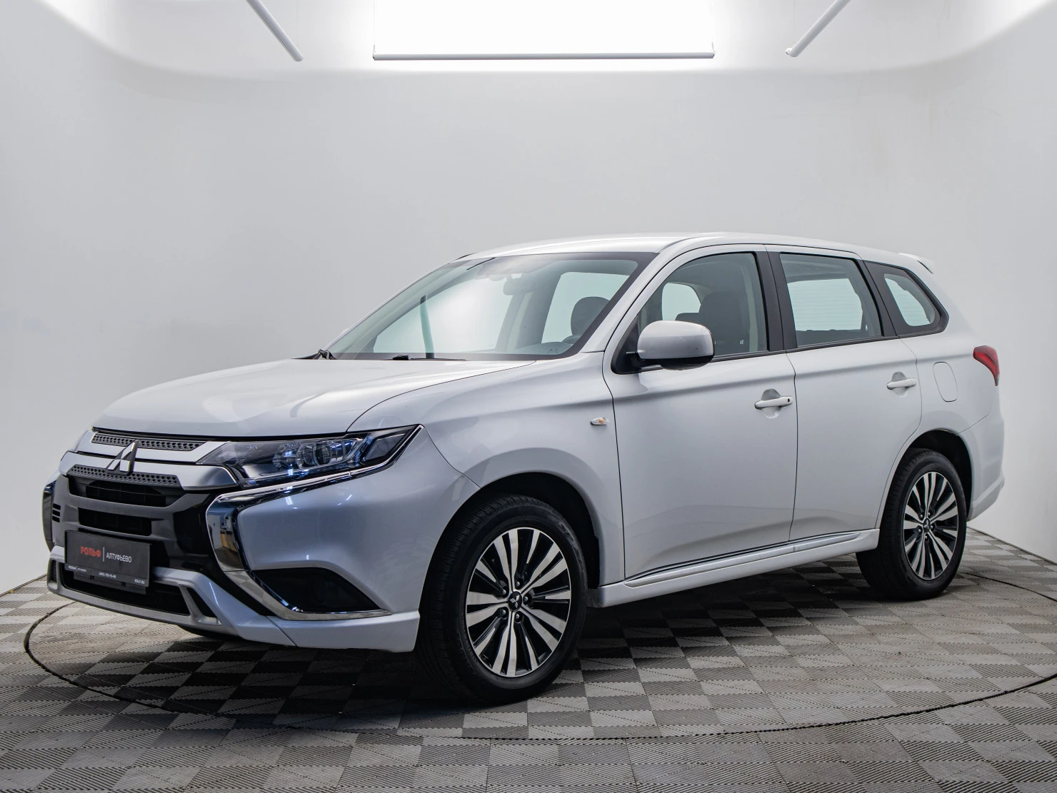 Mitsubishi OUTLANDER, 2022