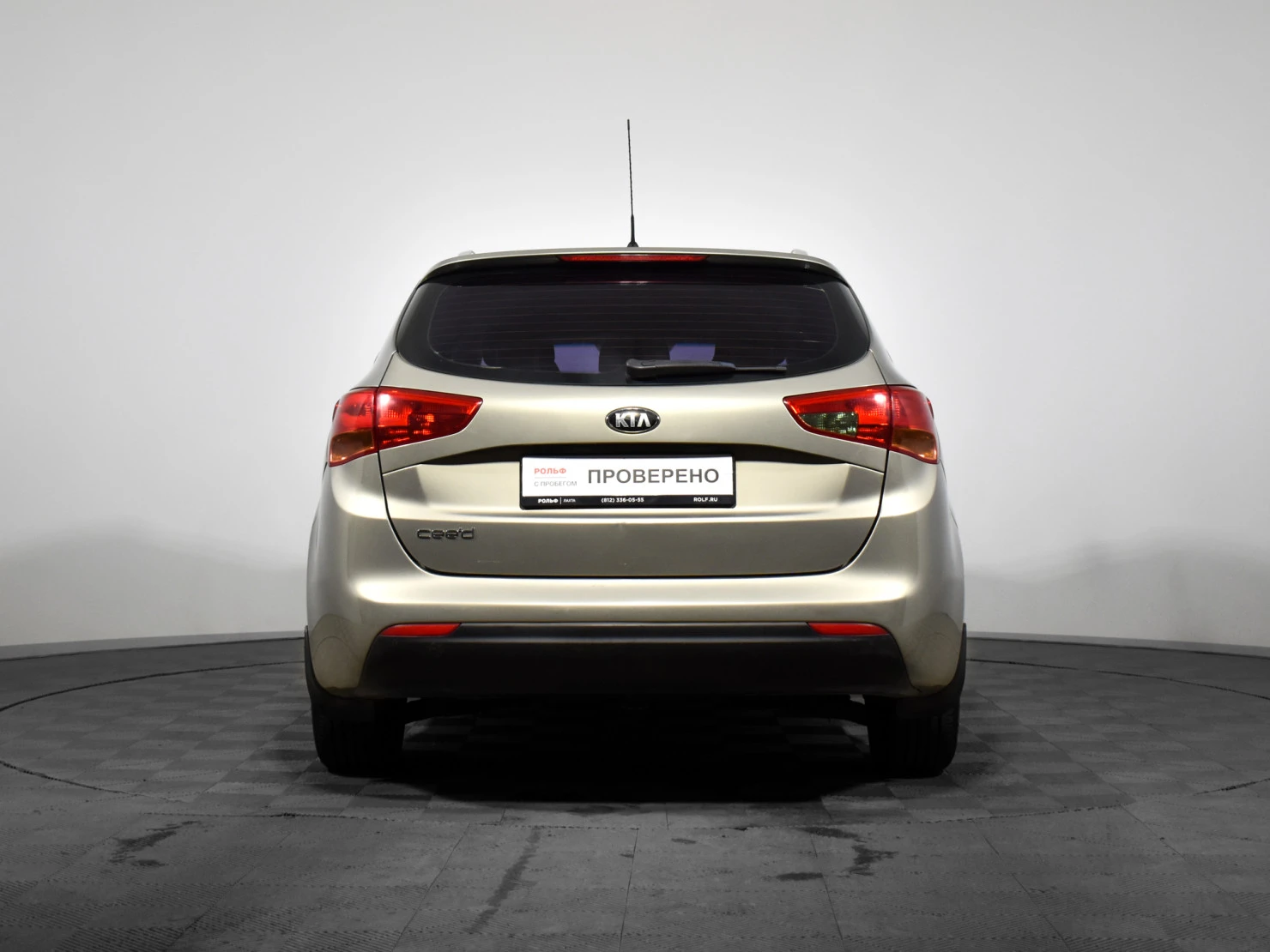 Kia Ceed, 2013